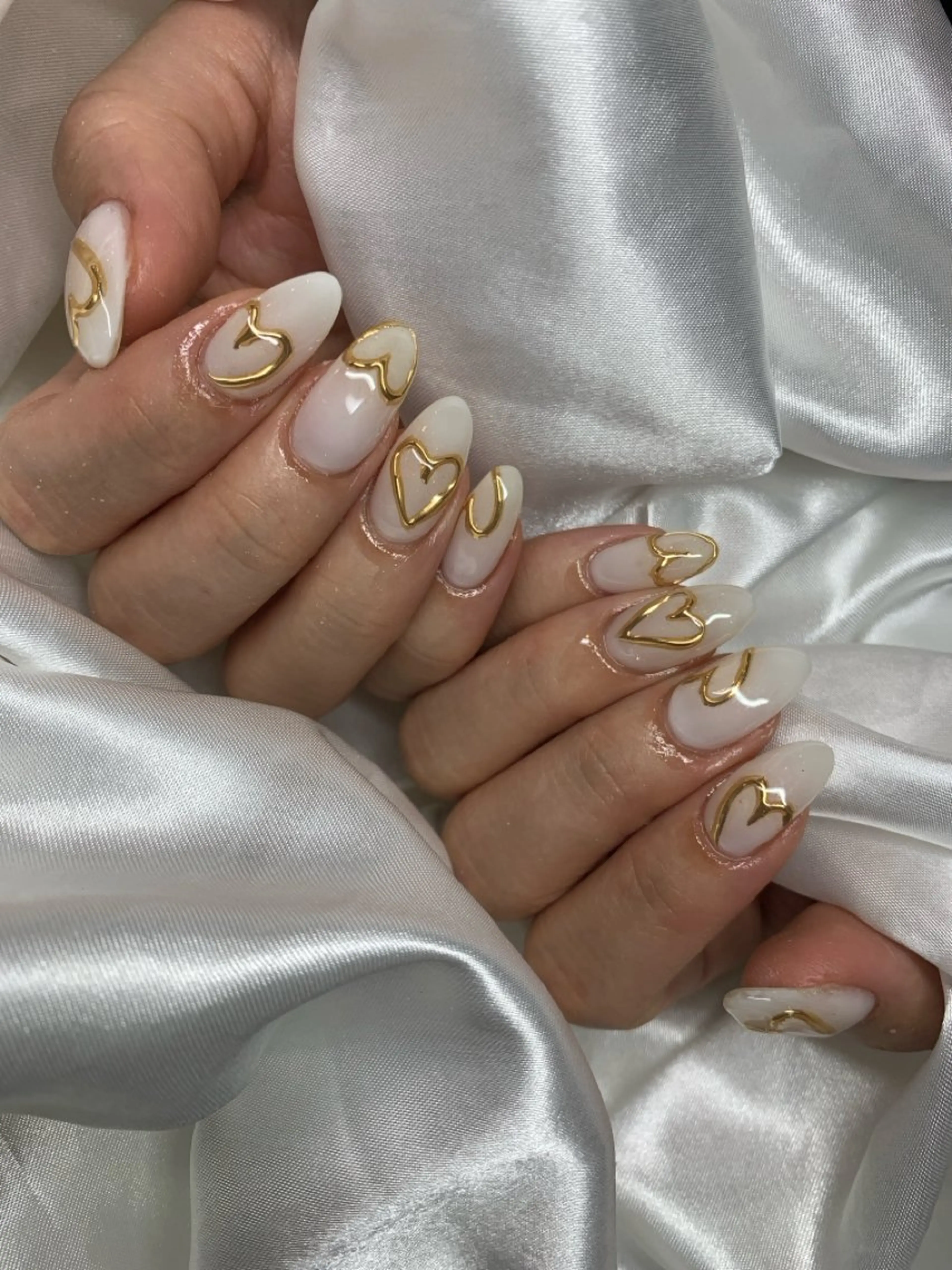 ネイル ハート ミラーネイル 赤色 スカルプネイル happiness nailのネイルデザイン