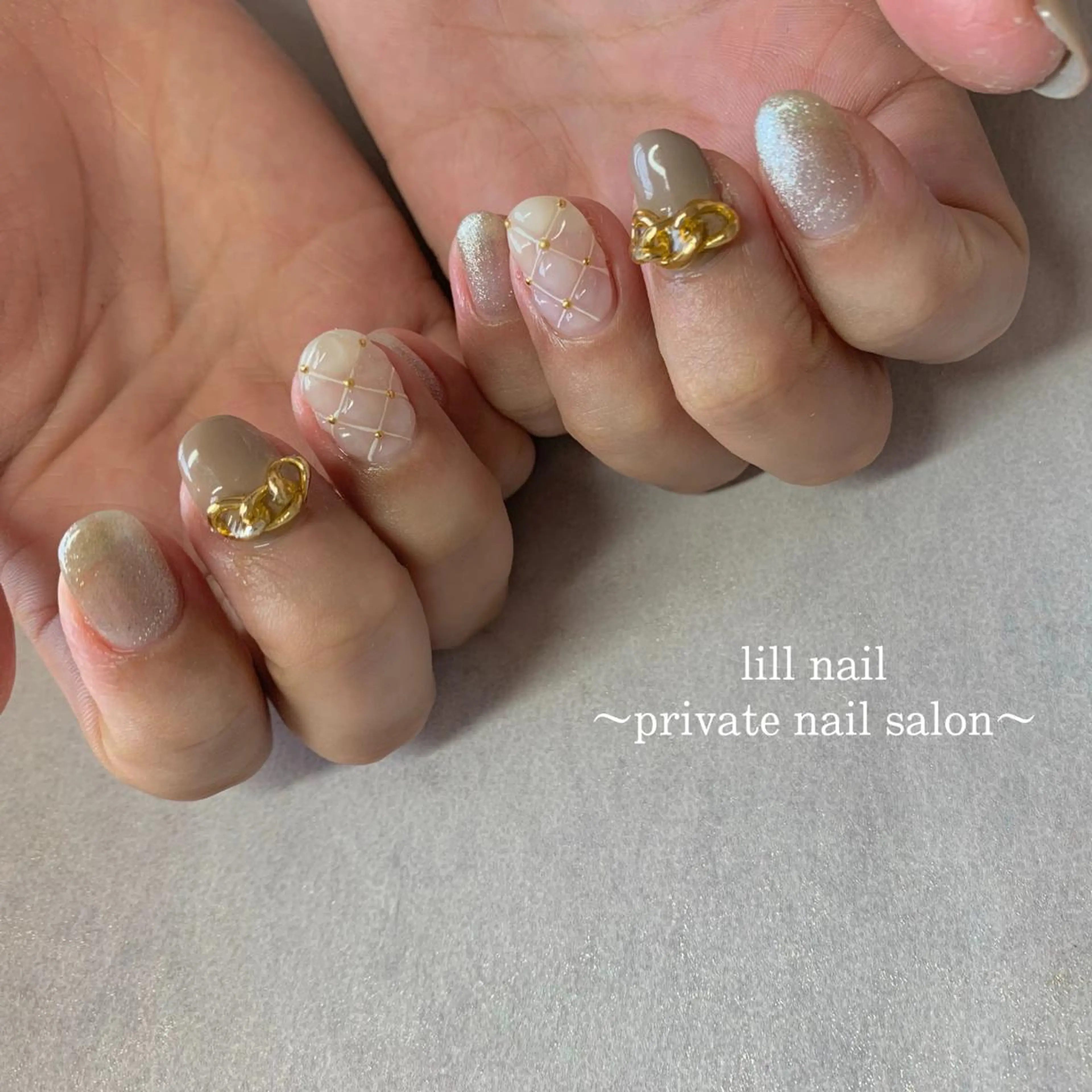 ミディアム pllia beautyのネイルデザイン