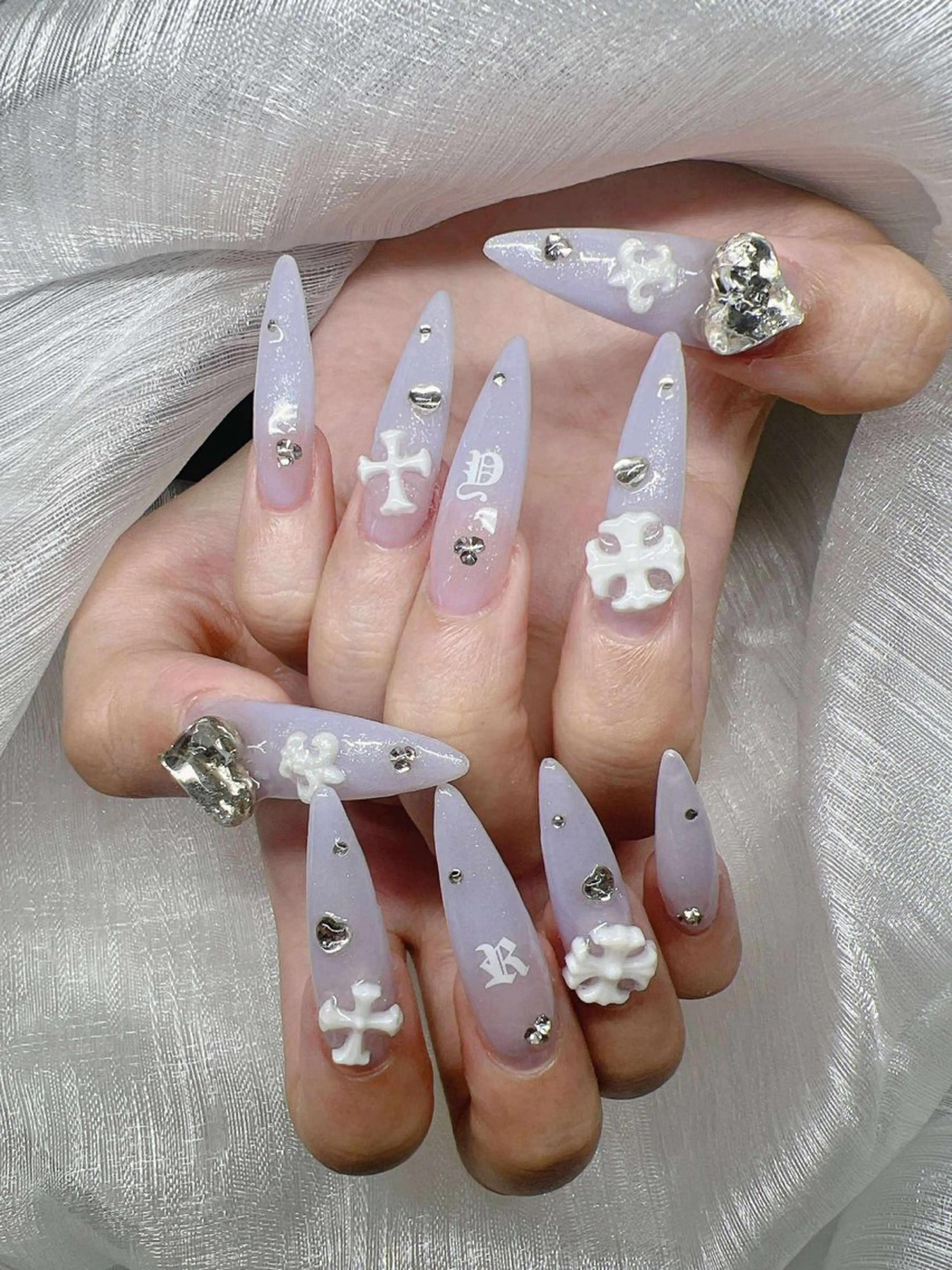 ネイル 長さ出し グラデーション 卒業式 キラキラネイル マグネットネイル ハンドネイル Lee Nailsのネイルデザイン
