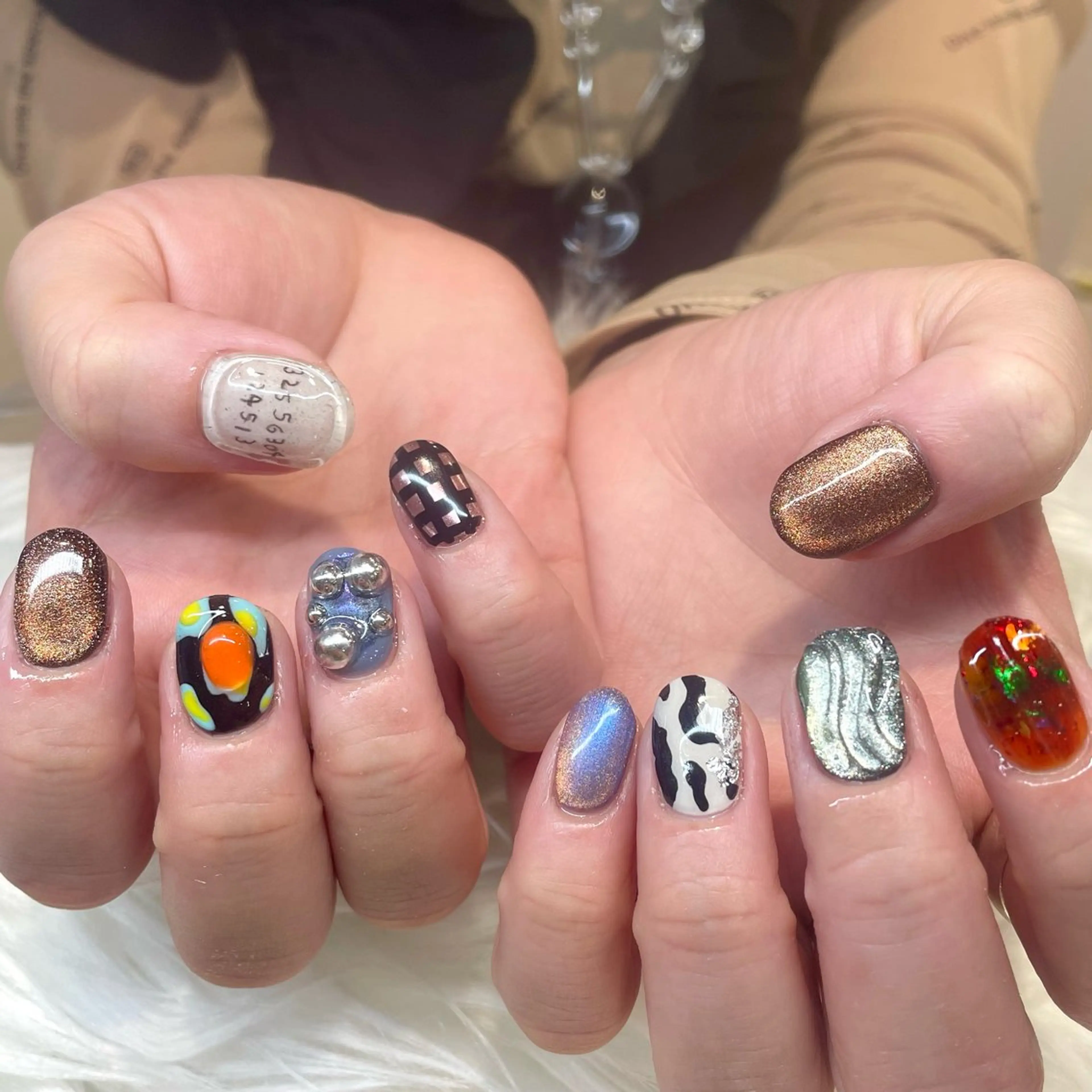 ネイル ハンドネイル 新井 ひなののネイルデザイン