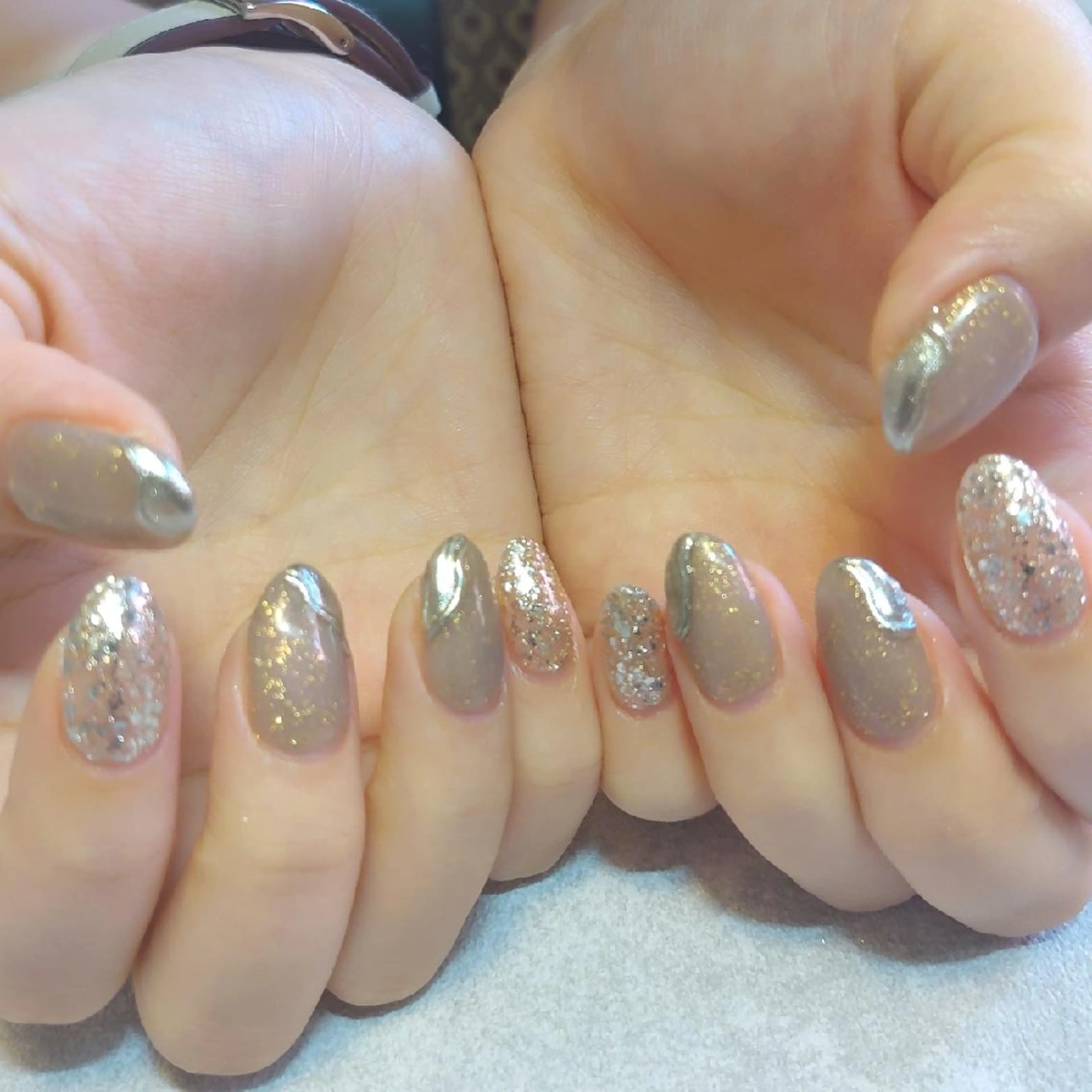 ネイル ラメ(グリッター) ミラーネイル ジェヌインネイル 河内のネイルデザイン