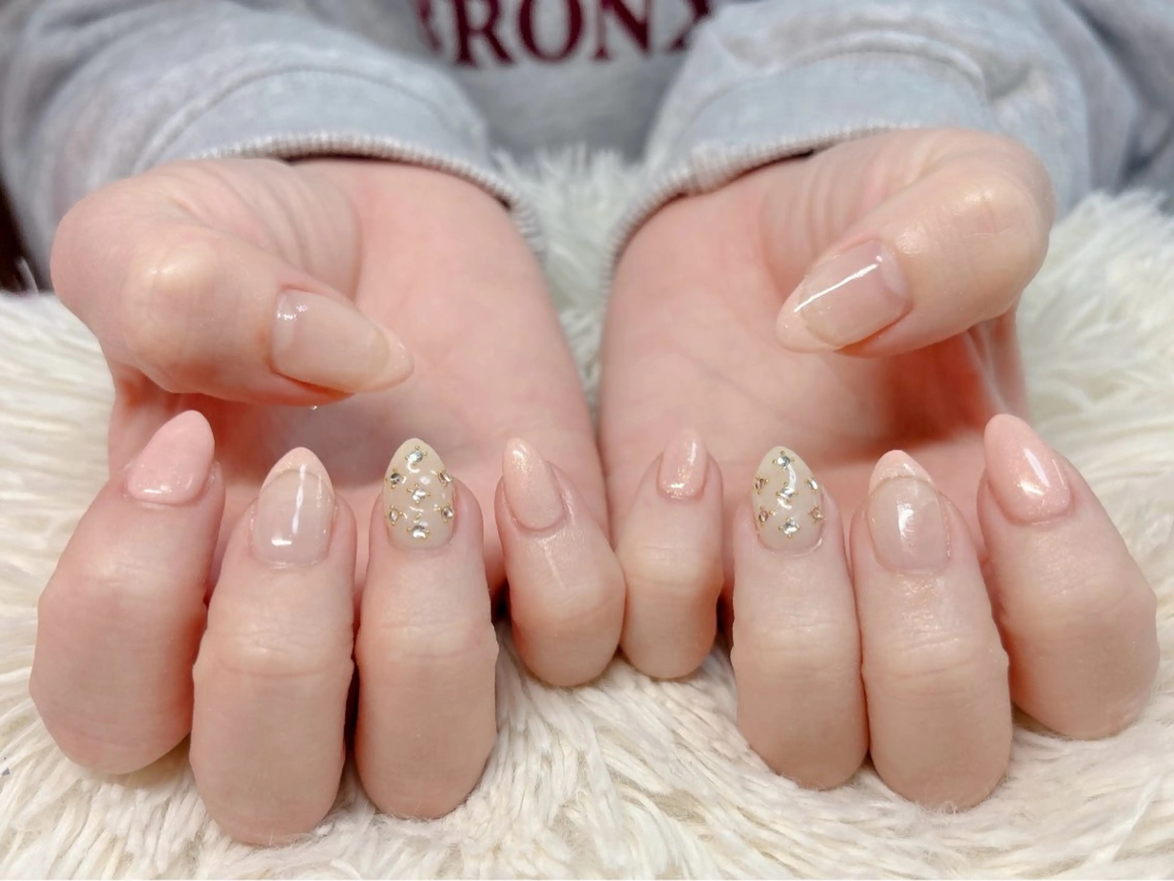 ネイル ハンドネイル パッチリオメメ Lianaのネイルデザイン