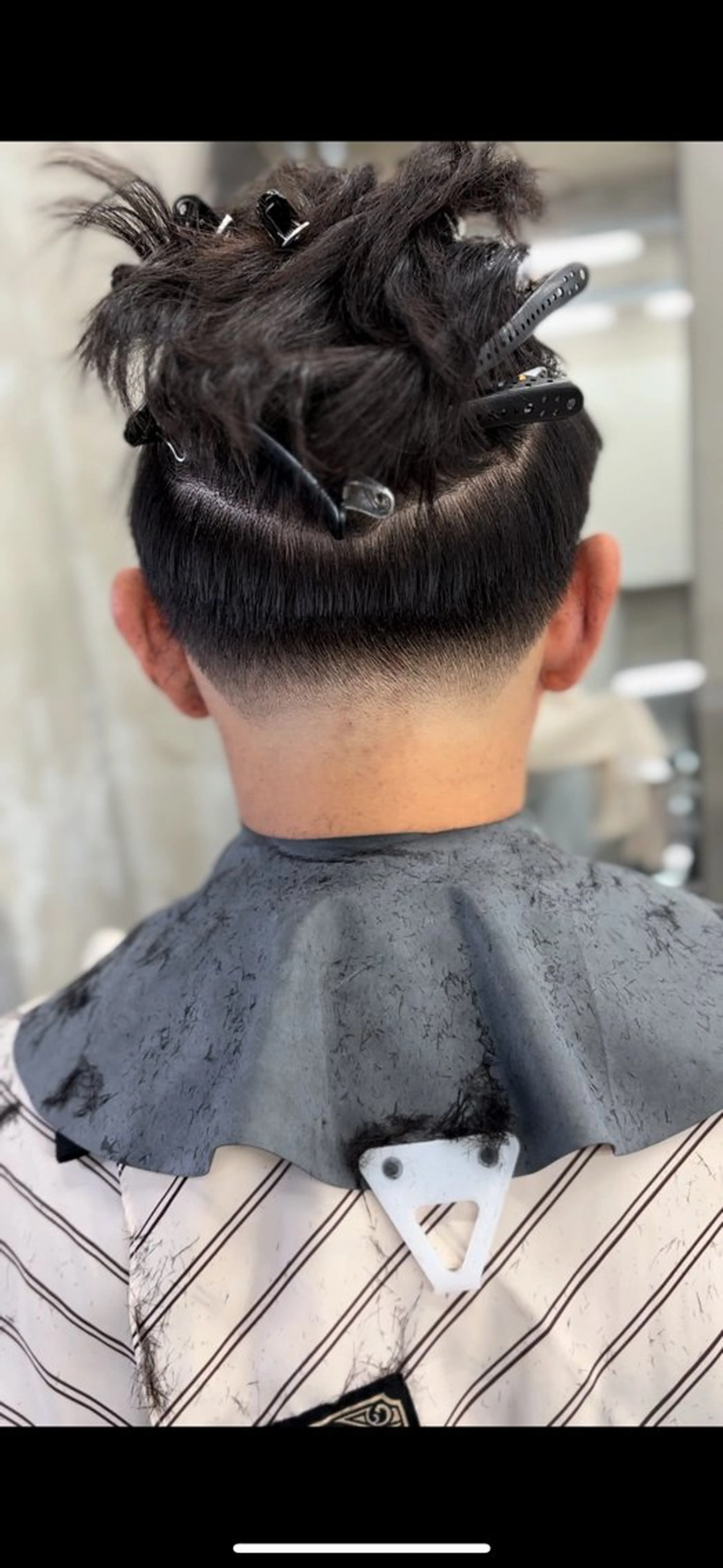 ショート メンズ フェードカット 矢崎 裕哉のヘアスタイル