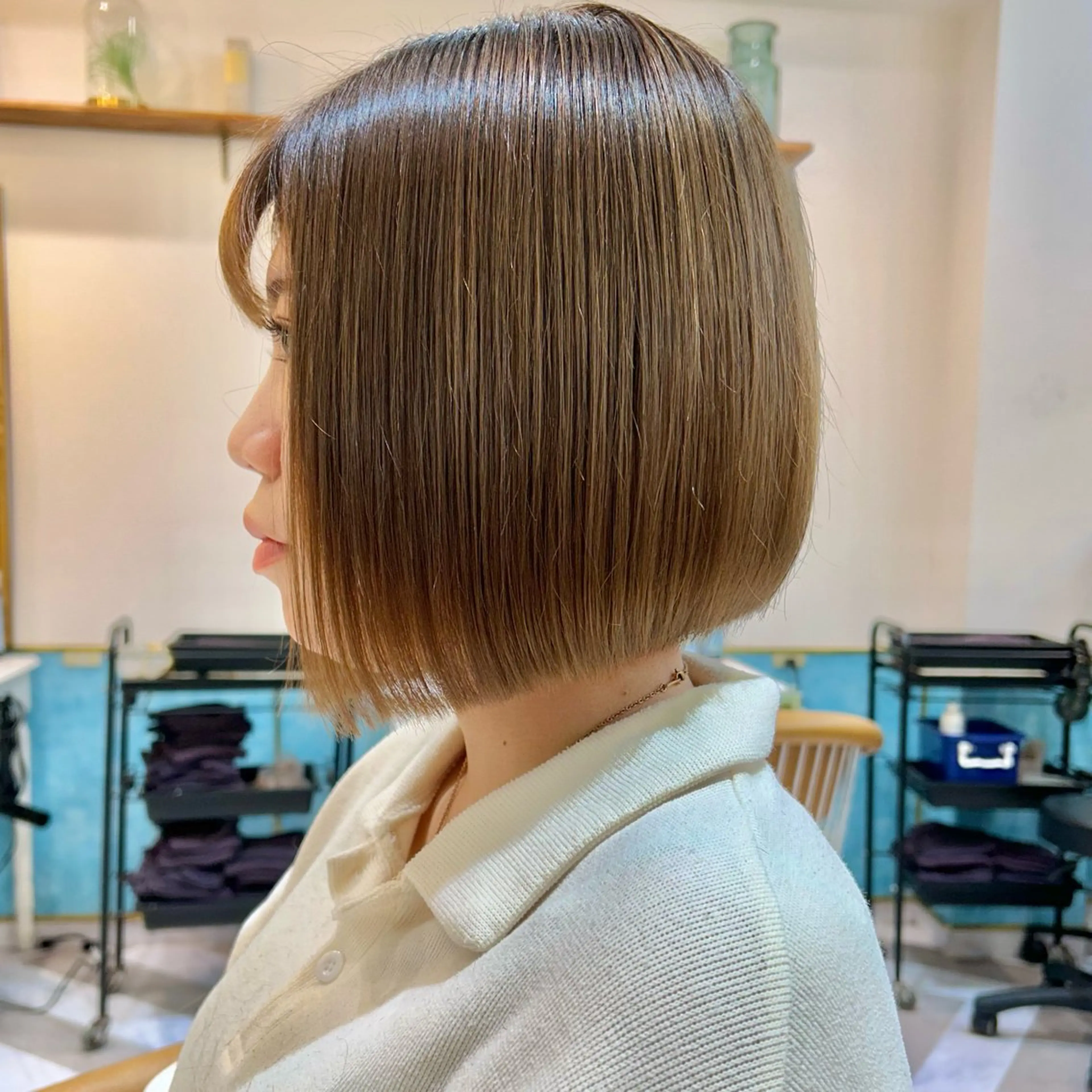 ミディアム カラー ワンレンボブ ブリーチ ブリーチなしカラー ボブ 顔周りカット カット ヘアカラー 縮毛矯正 髪質改善【縮毛矯正】 北千住 田邉 澪のヘアスタイル