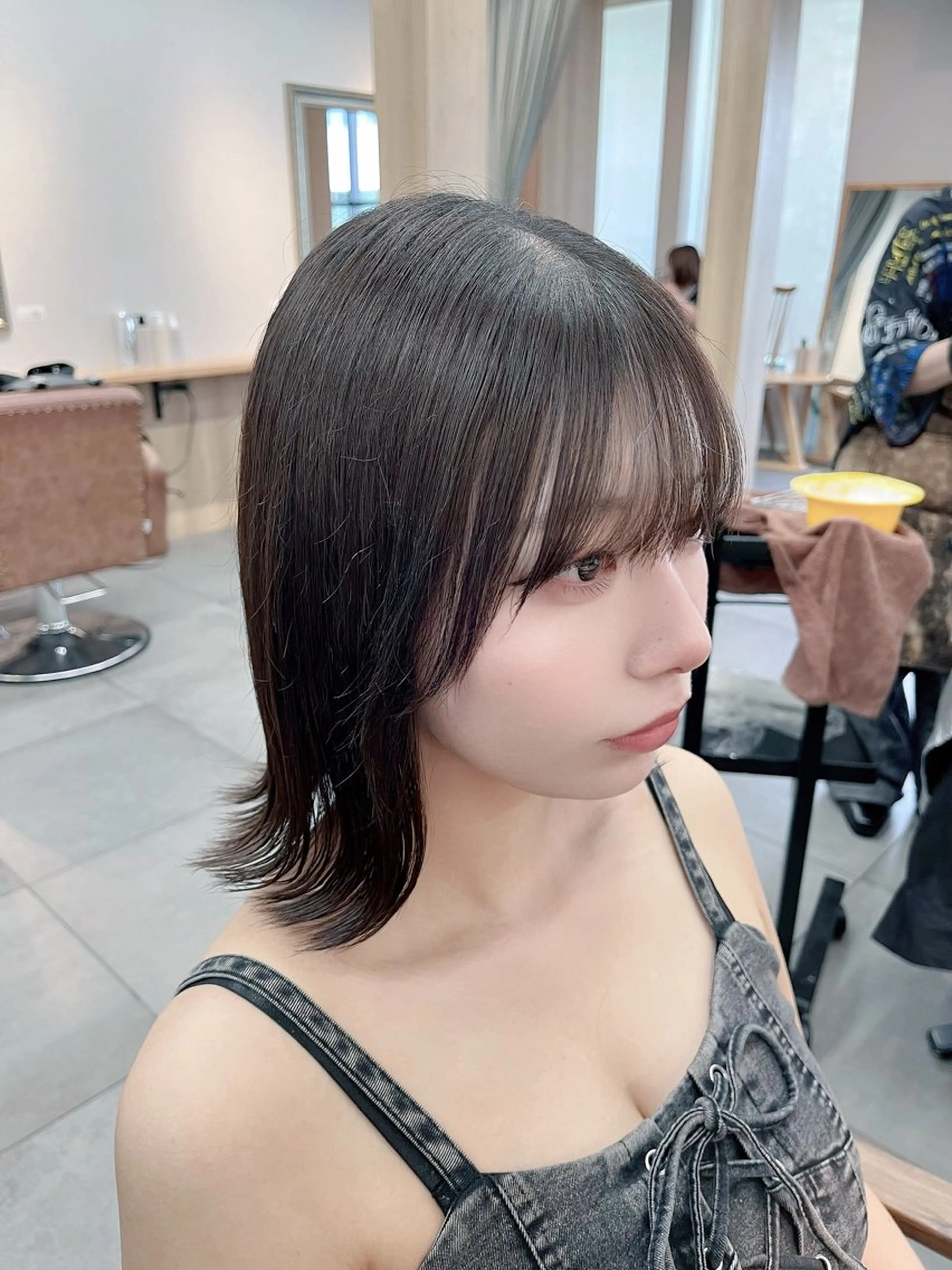 ミディアム 外ハネヘア カット 縮毛矯正 トリートメント レイヤー/縮毛矯正 /新宿/佐藤巧己✨のヘアスタイル