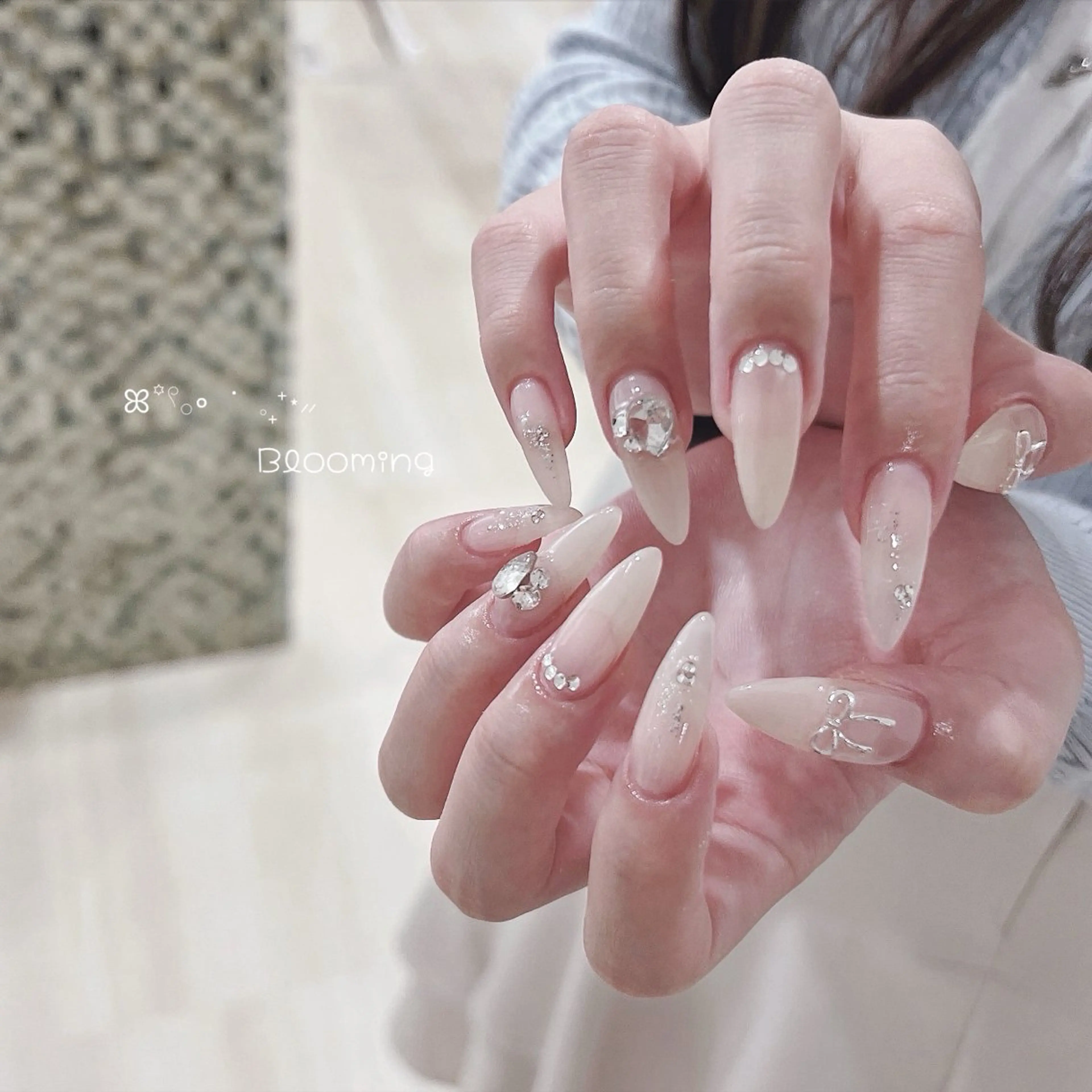 ネイル ハンドネイル KURE ISAKIのネイルデザイン