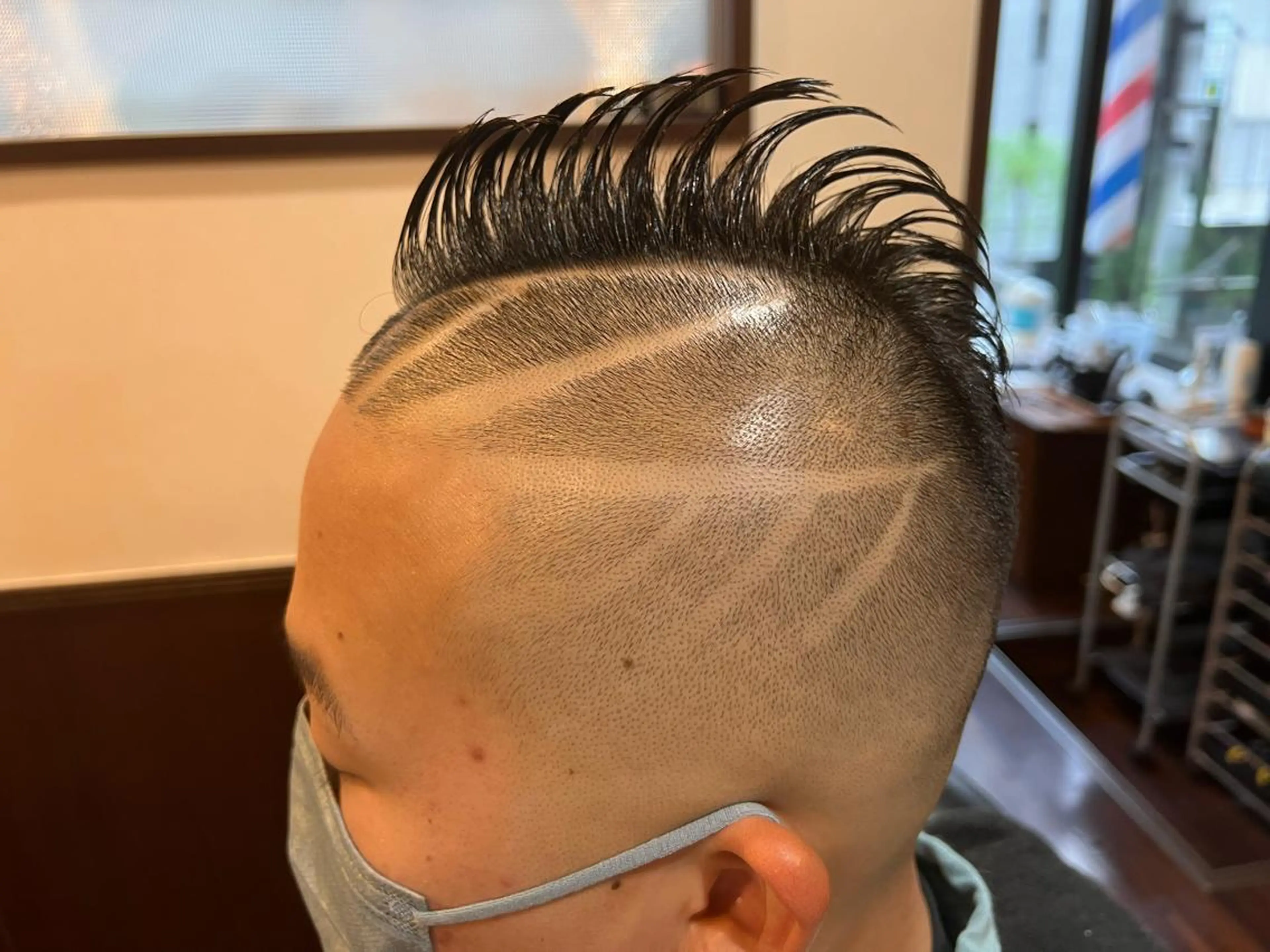 ショート メンズ カット 銀座バルビエグラン 角田雅樹（夜限定）のヘアスタイル