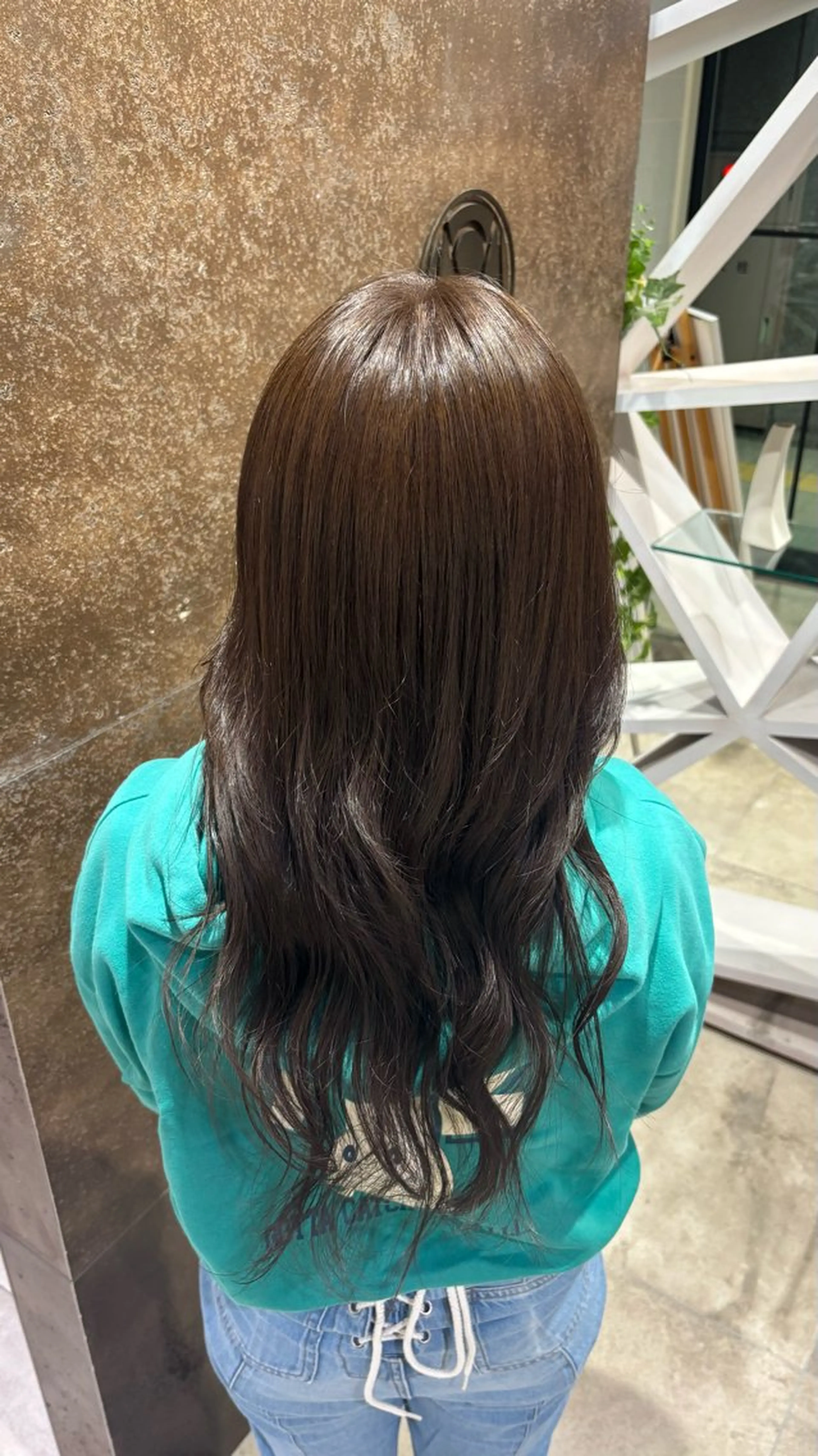 カラー オリーブカラー 小川 優衣のヘアスタイル