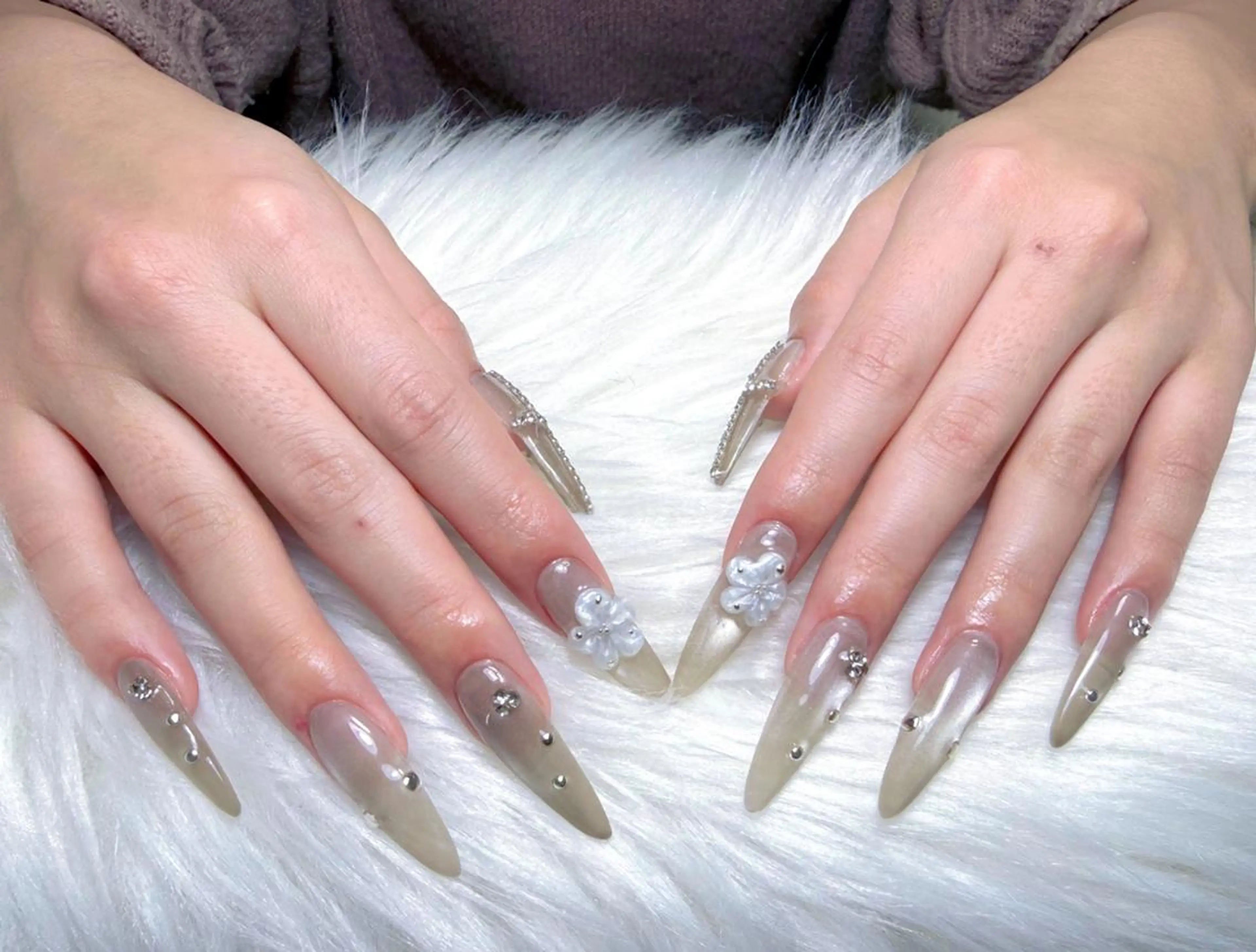 ネイル ハンドネイル CI CIのネイルデザイン