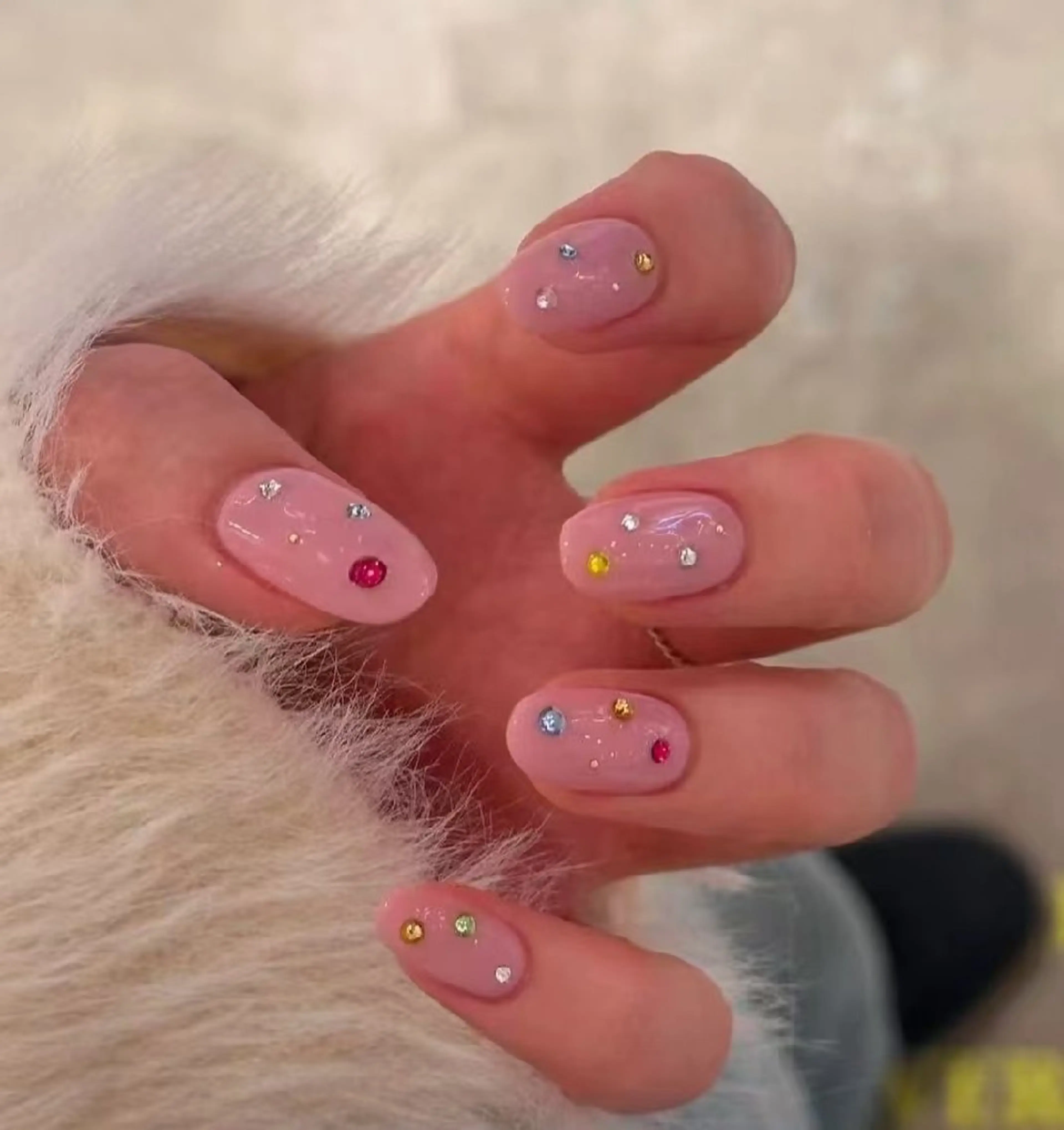 ネイル オーロラネイル フラワーネイル フットネイル フレンチネイル ジェルネイル ハンドネイル Oomiya 服部のネイルデザイン