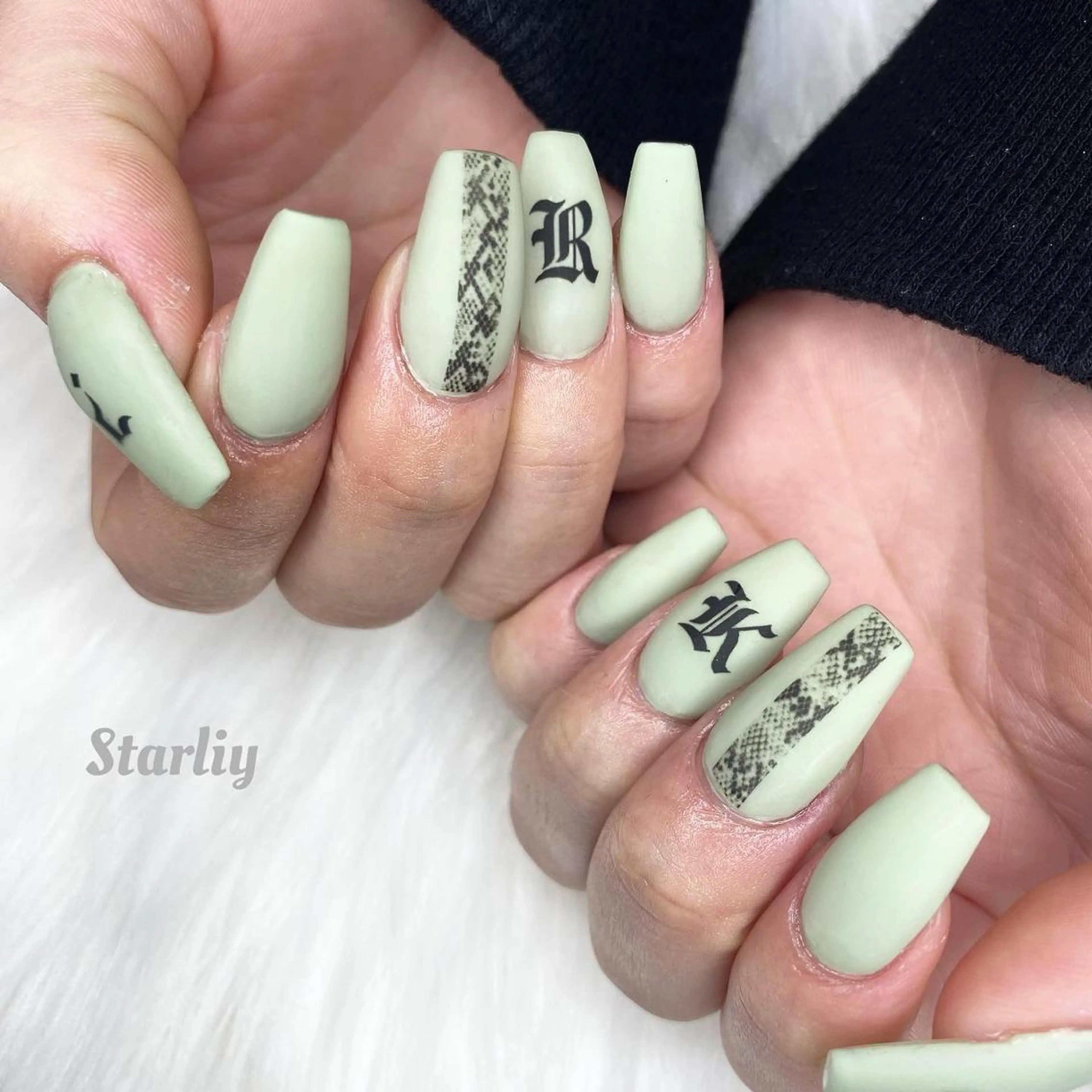 ネイル ~Starliy~ 三重県津市のネイルデザイン