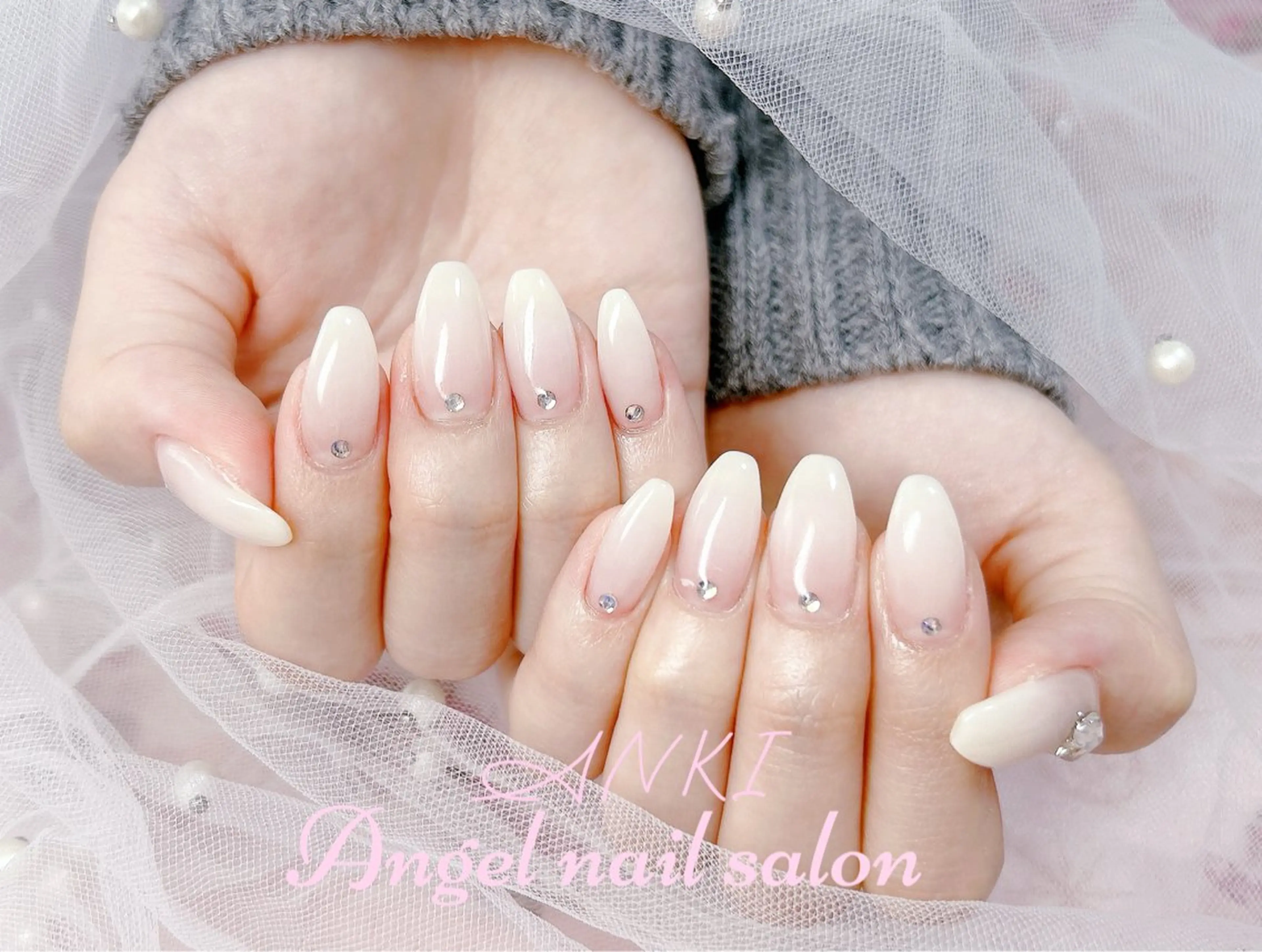 ネイル ストーンネイル ハンドネイル ハンドケア Angel nail salonのネイルデザイン