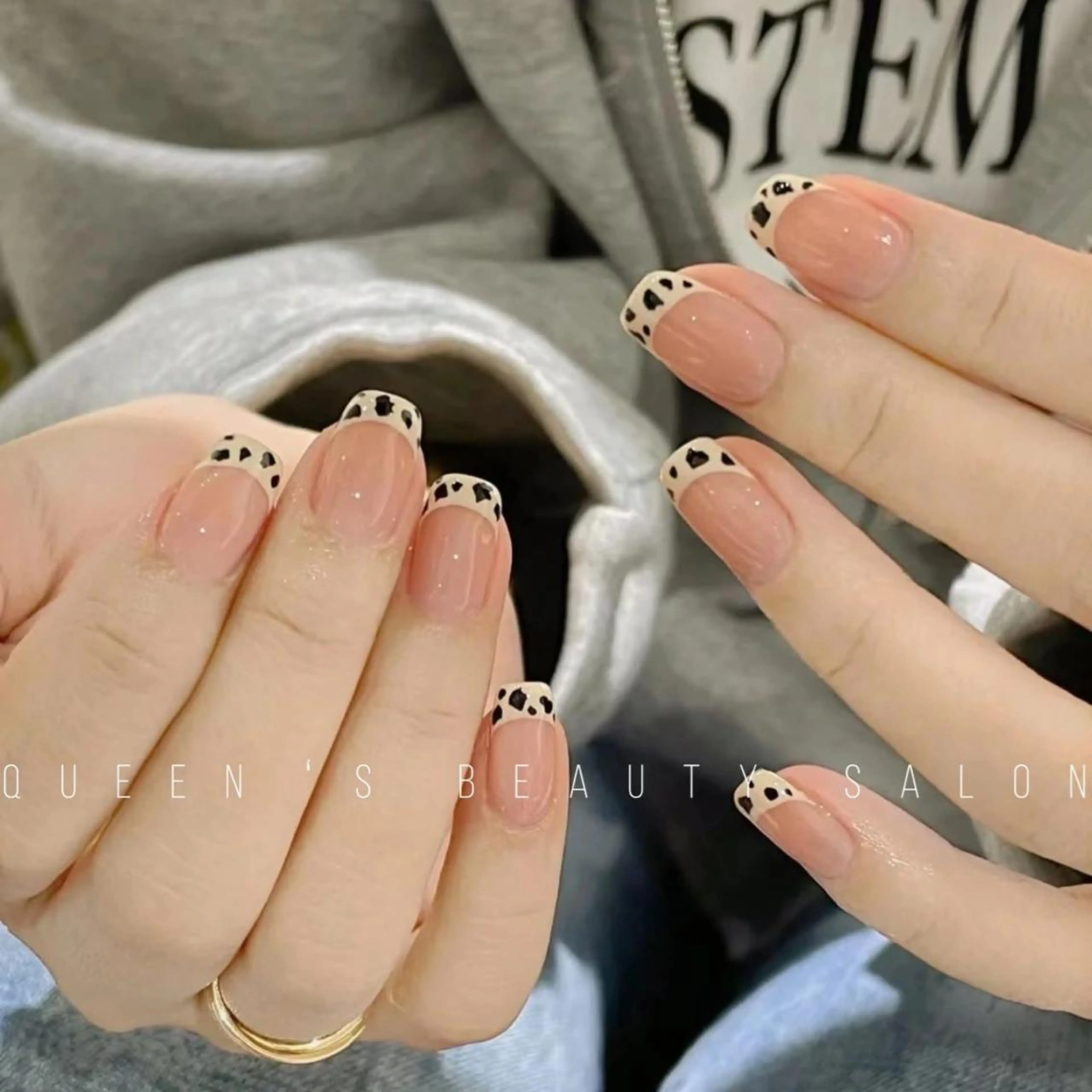 ネイル ハンドネイル Queens マオのネイルデザイン