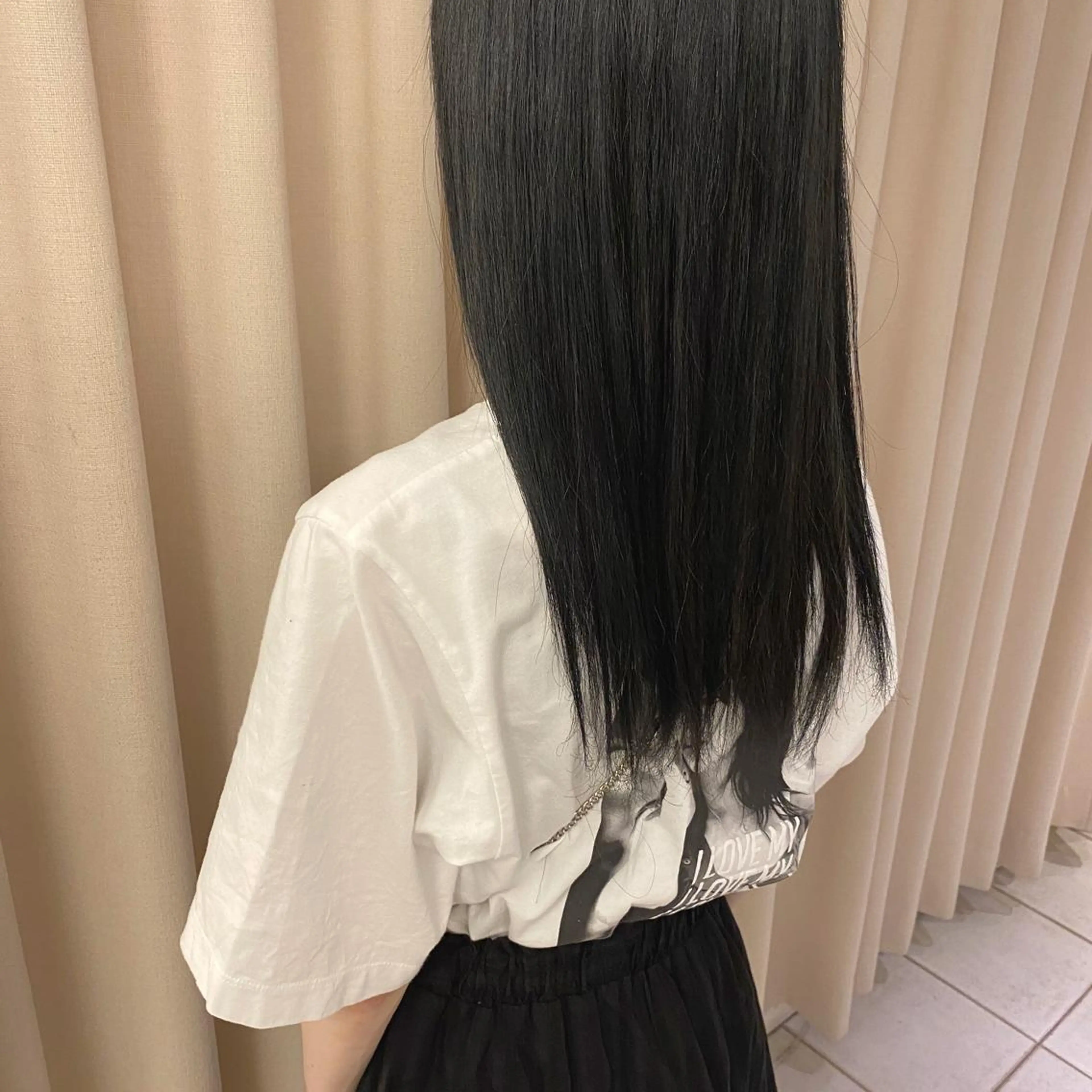 ロング カラー ノンダメージ⭐️ 透明感カラー中田七菜のヘアスタイル