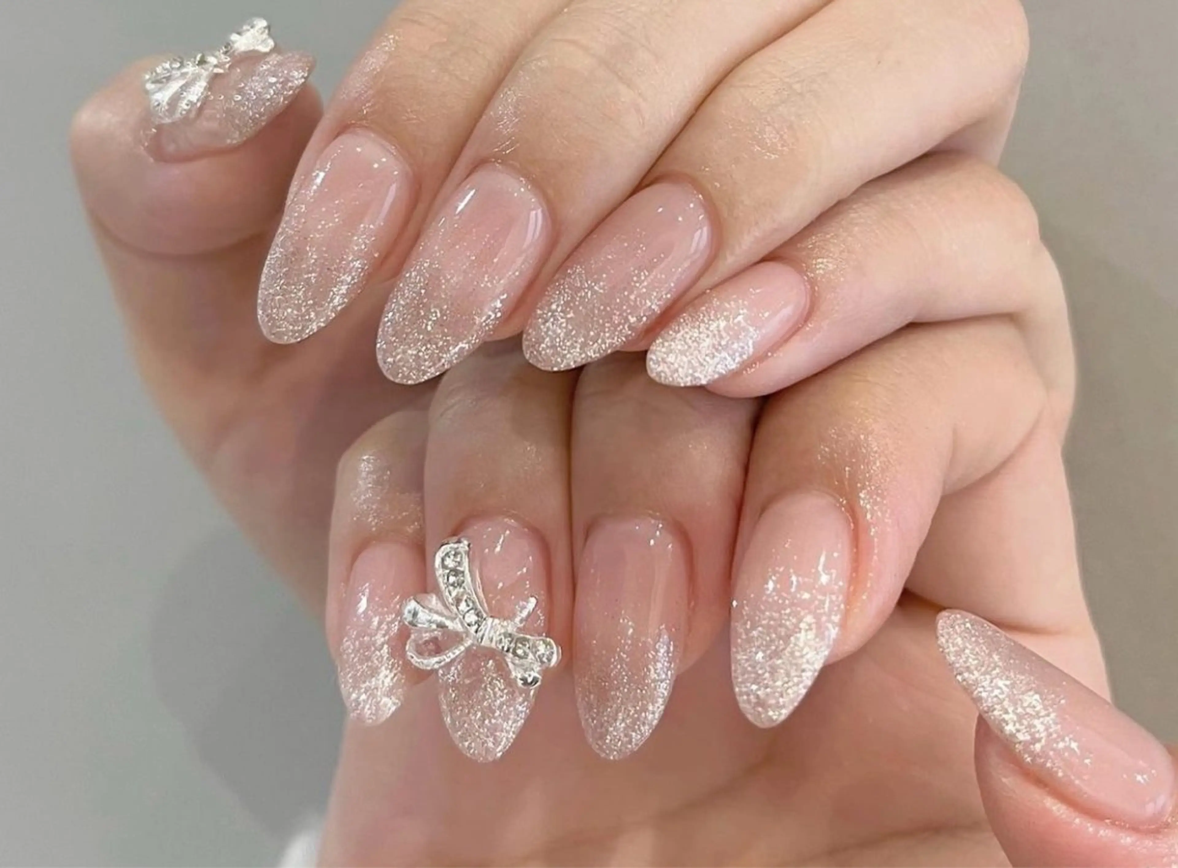 ネイル ハンドネイル ハンドケア UniqueNail 長さだし専門店のネイルデザイン