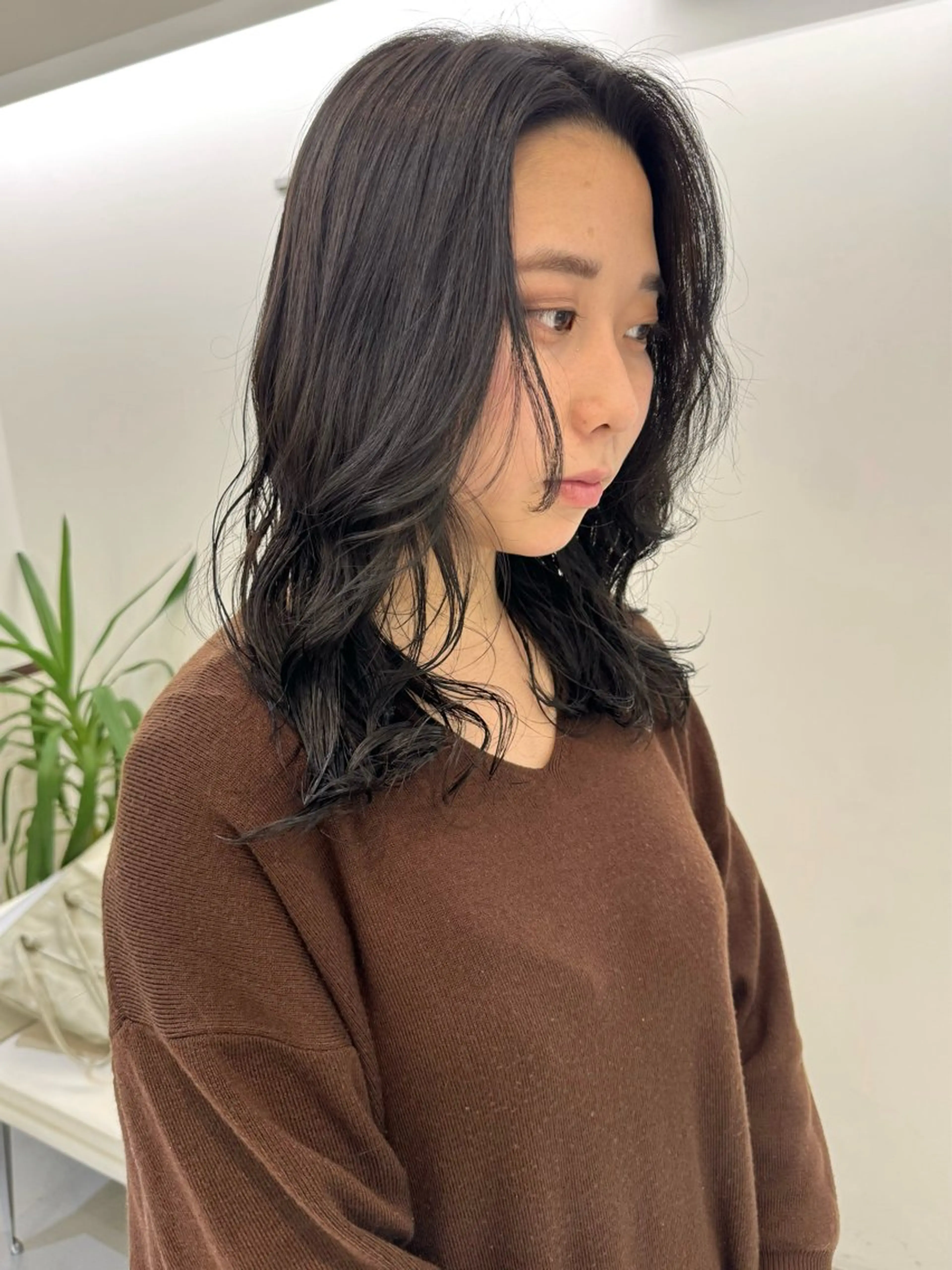 ミディアム カラー パーマ ミディアムパーマ グレージュ デジタルパーマ カット ヘアカラー パーマ トリートメント ZENKO表参道店所属・デジタルパーマ 🌀ボブ　萩原　龍のヘアスタイル