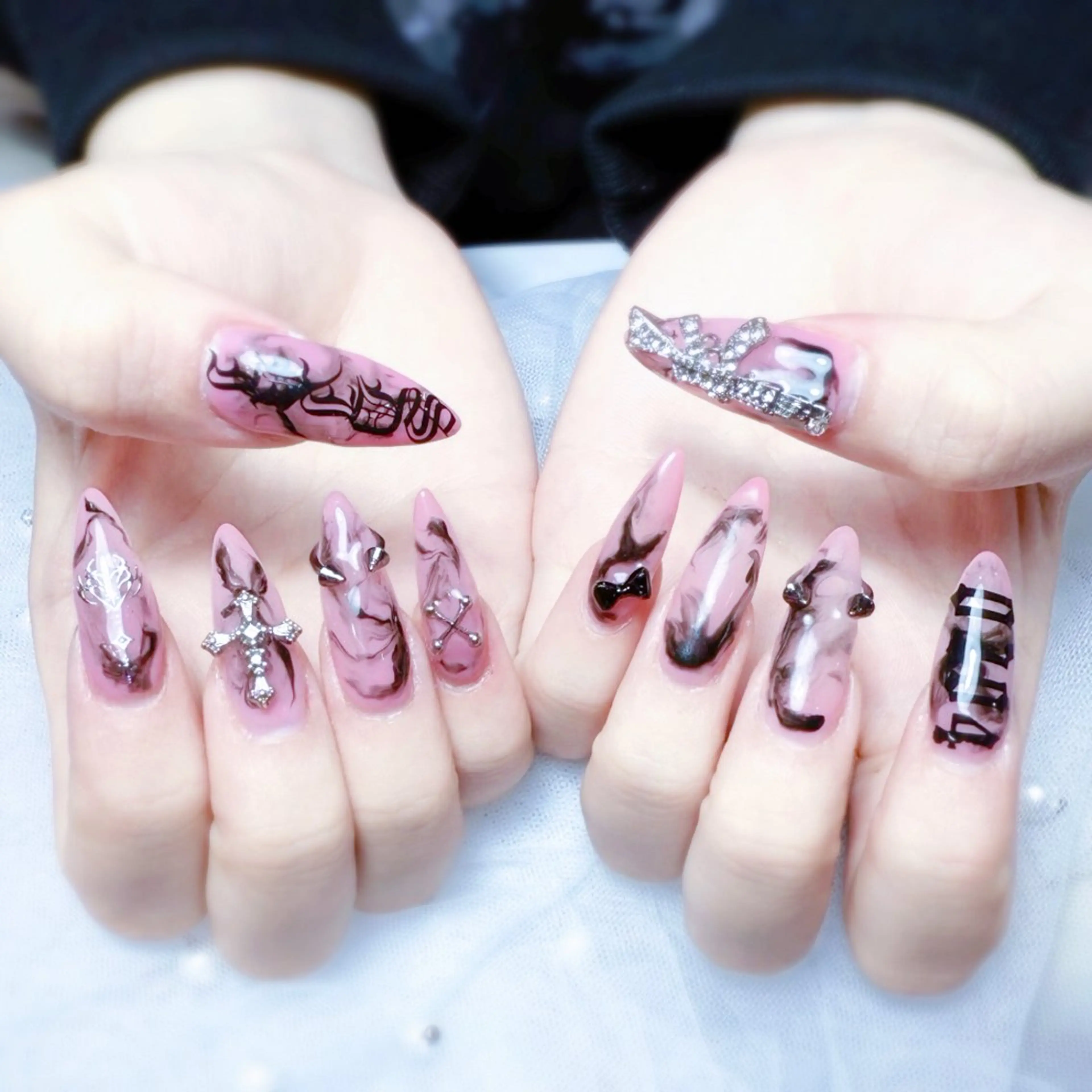 ネイル ハンドネイル Neil salon Elyseeのネイルデザイン