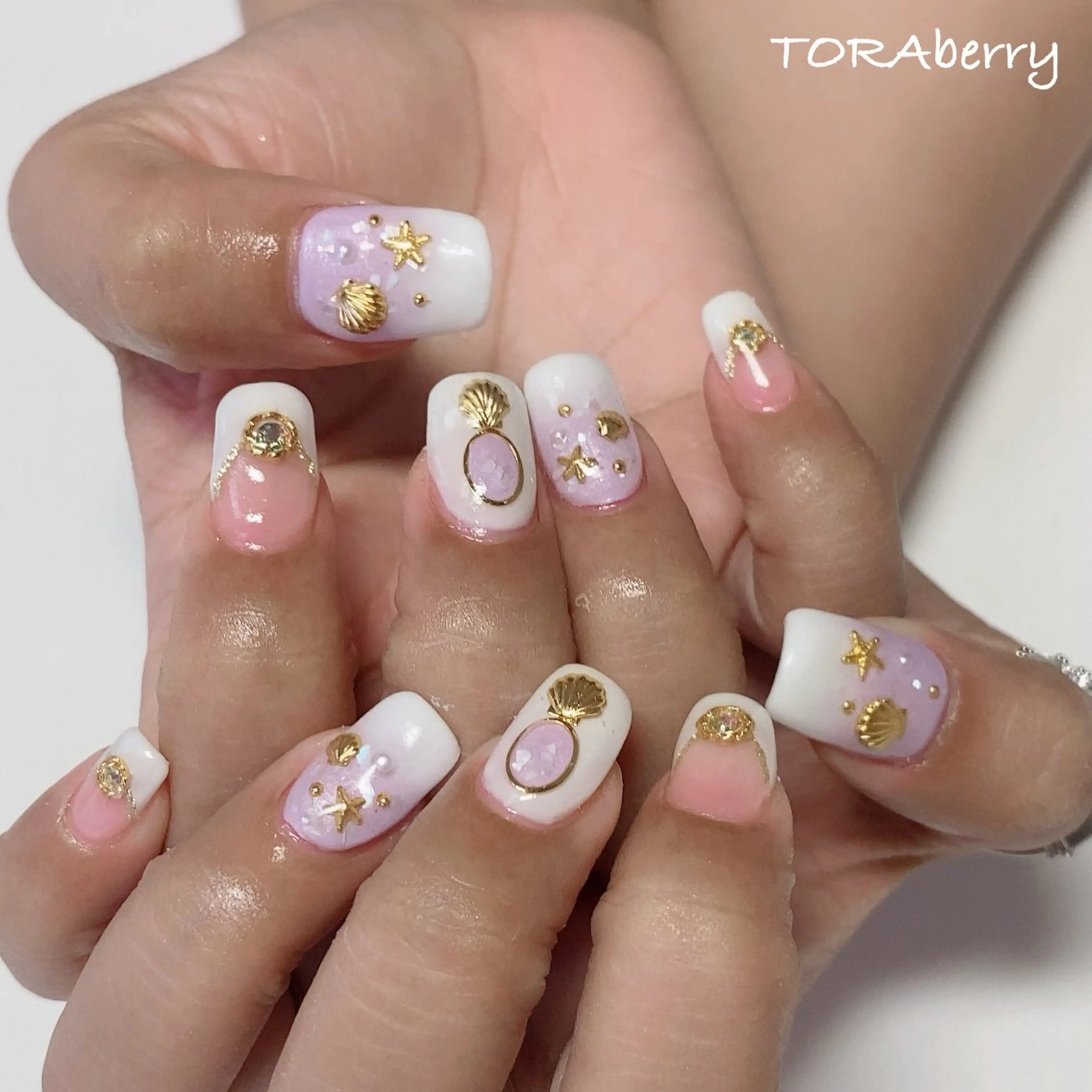 ネイル ハンドネイル ネイリスト なつみのネイルデザイン