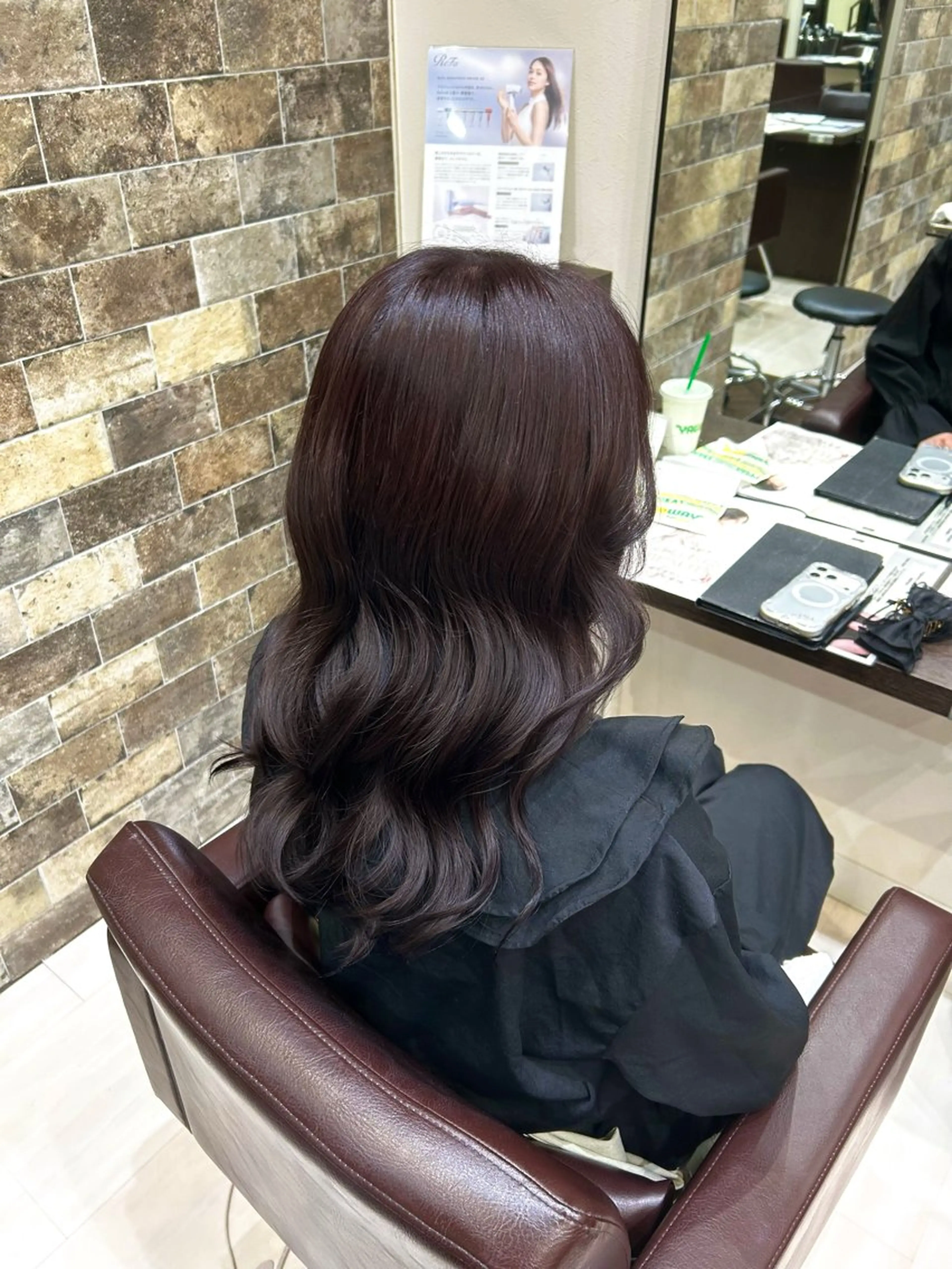 セミロング tomoe 🫧透明感カラーのヘアスタイル