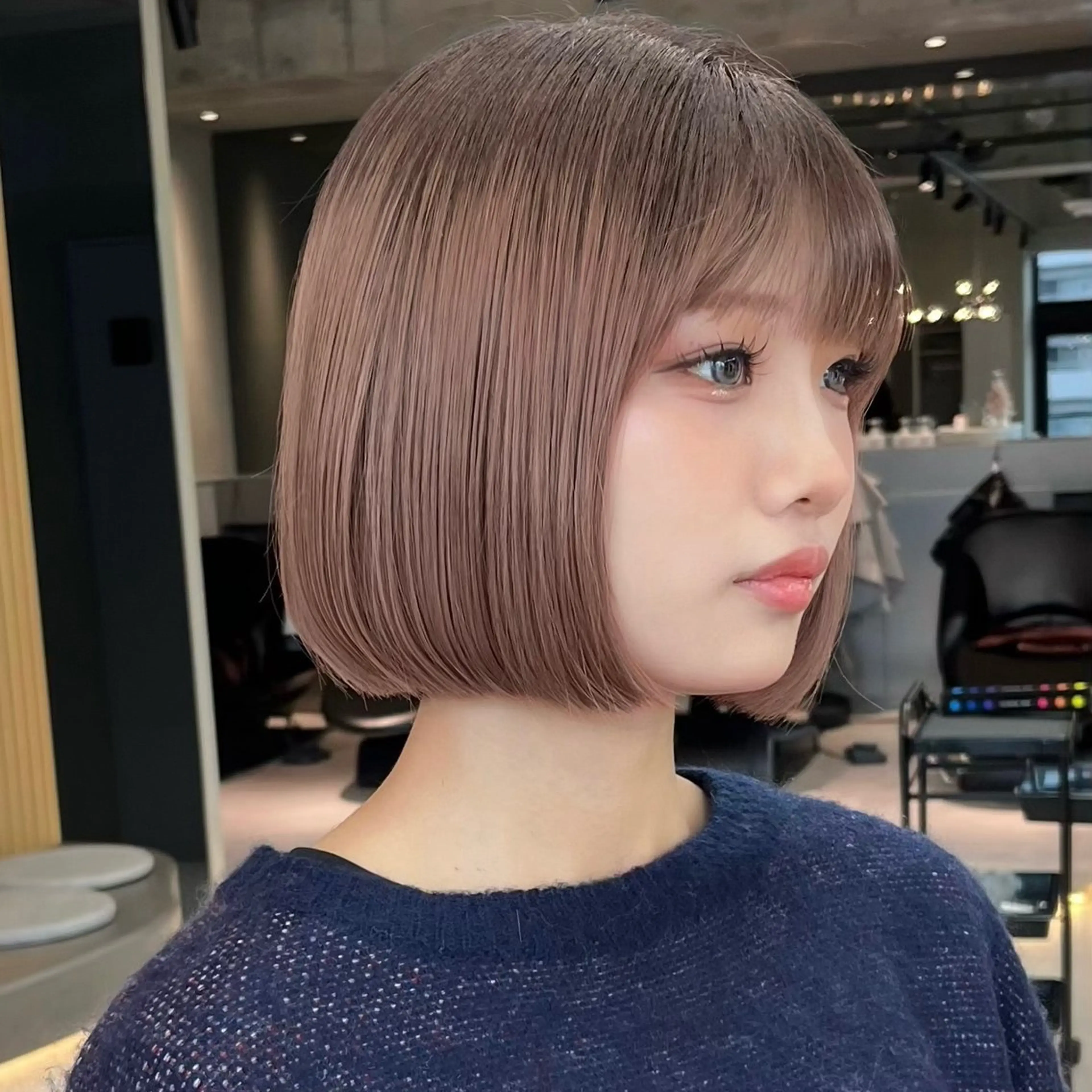 ショート カラー 木元 瑛✂︎ボブのヘアスタイル