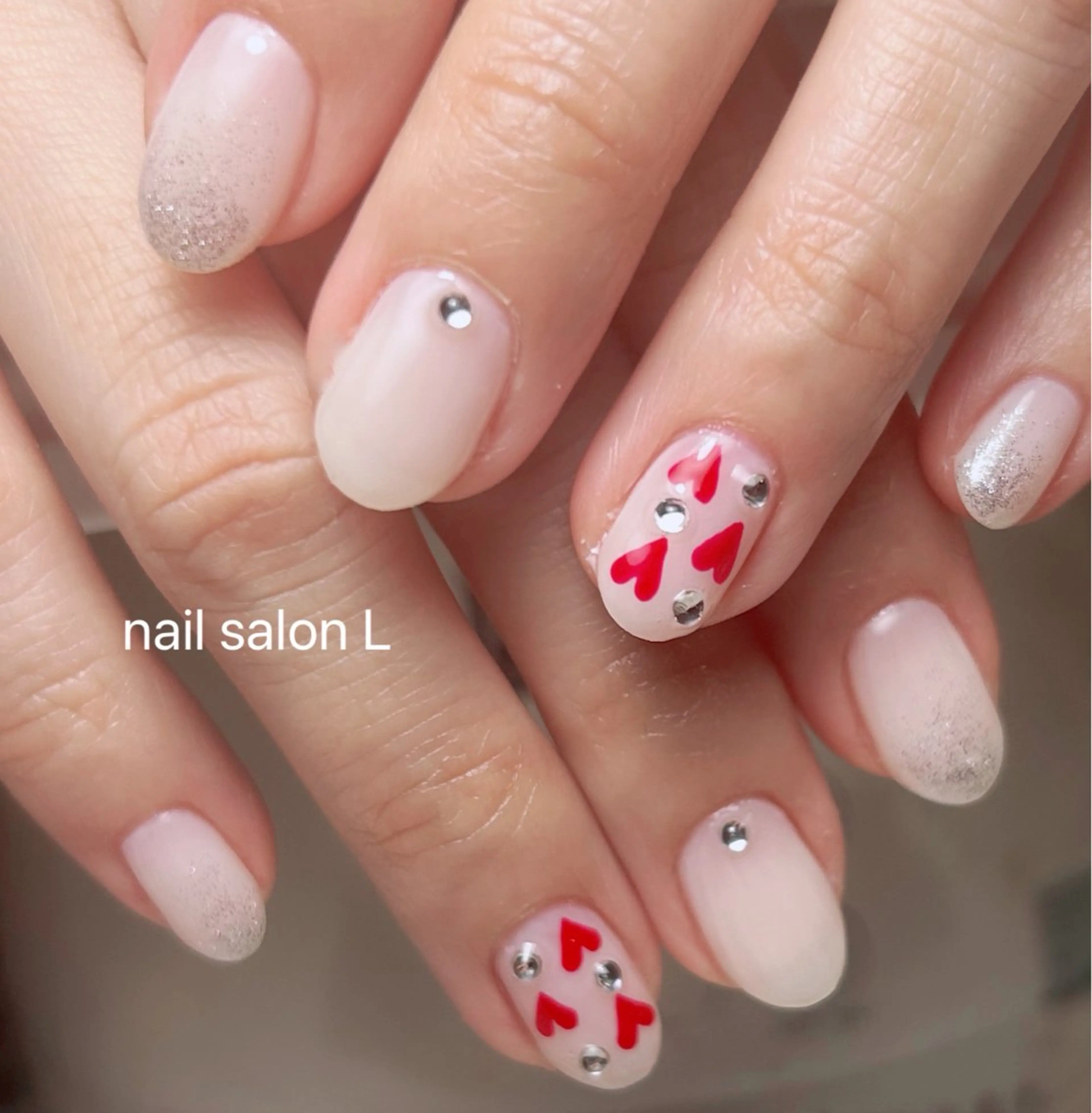 ネイル 持ち込み ハンドネイル 吉川市 ネイルサロンLのネイルデザイン