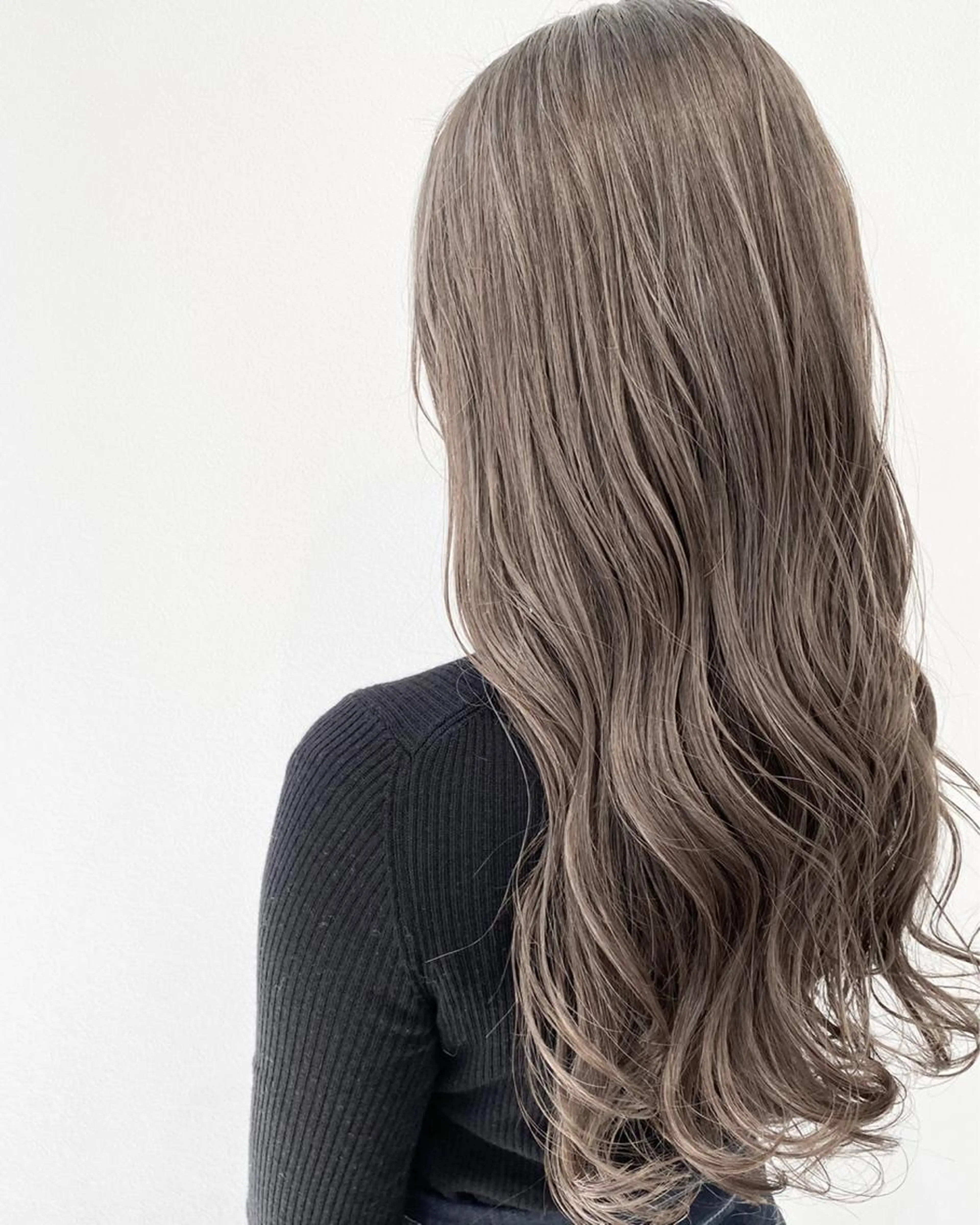 1番人気 ☘️イルミナ、アディクシーカラー☘️&前処理トリートメント\8900の写真