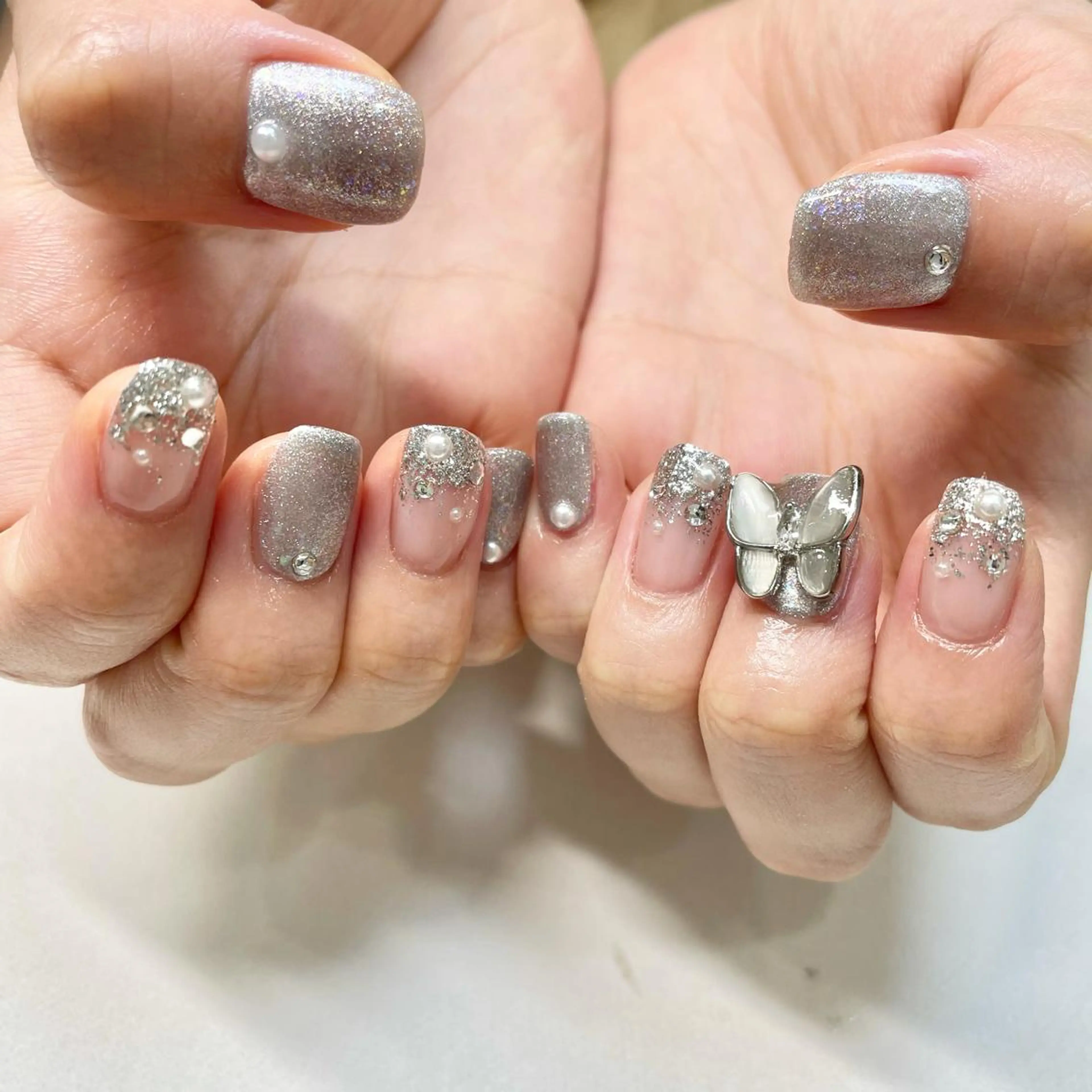 ネイル シルバー ハンドネイル フットネイル 🎀AYAKO 🎀中韓ネイルのネイルデザイン