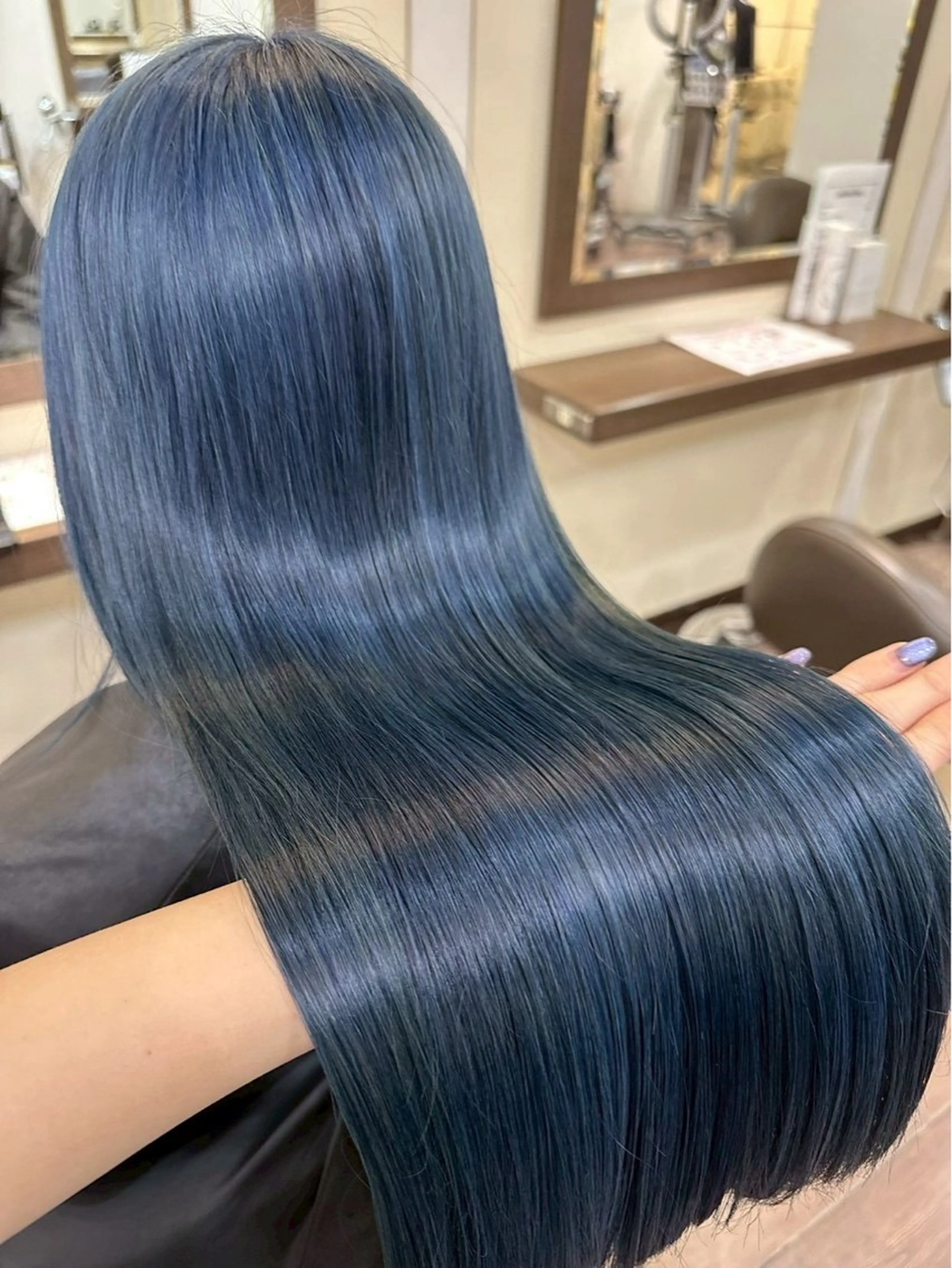 ロング 松村 碧のヘアスタイル