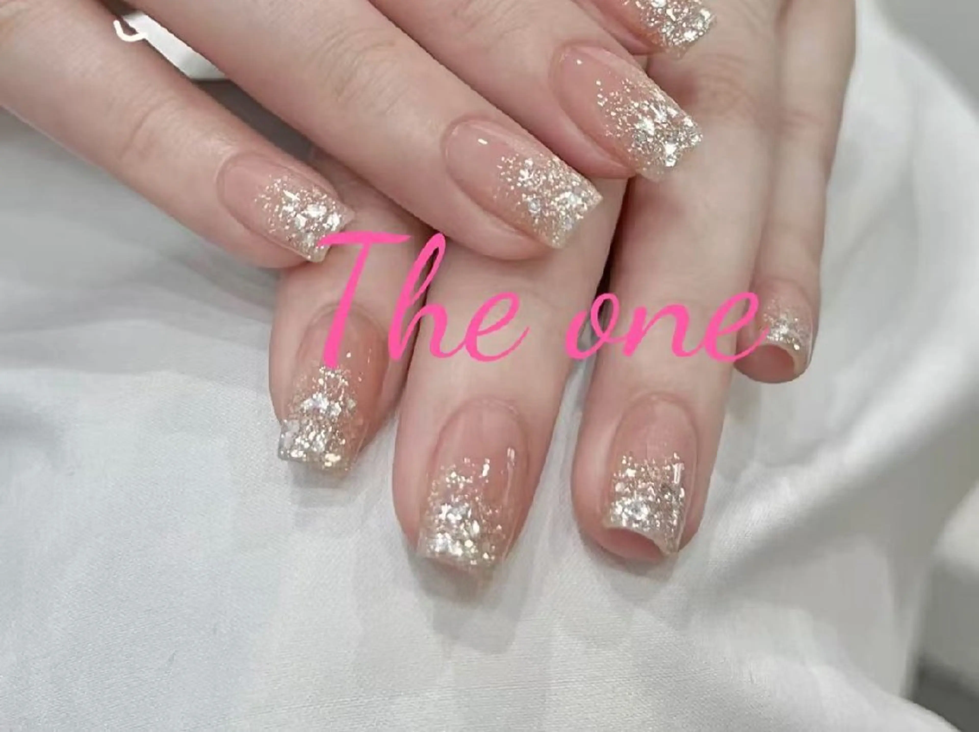 ネイル グラデーション ラメ(グリッター) ラメグラデーション ハンドネイル THE ONE栄店所属・Theone栄店 川原のネイルデザイン