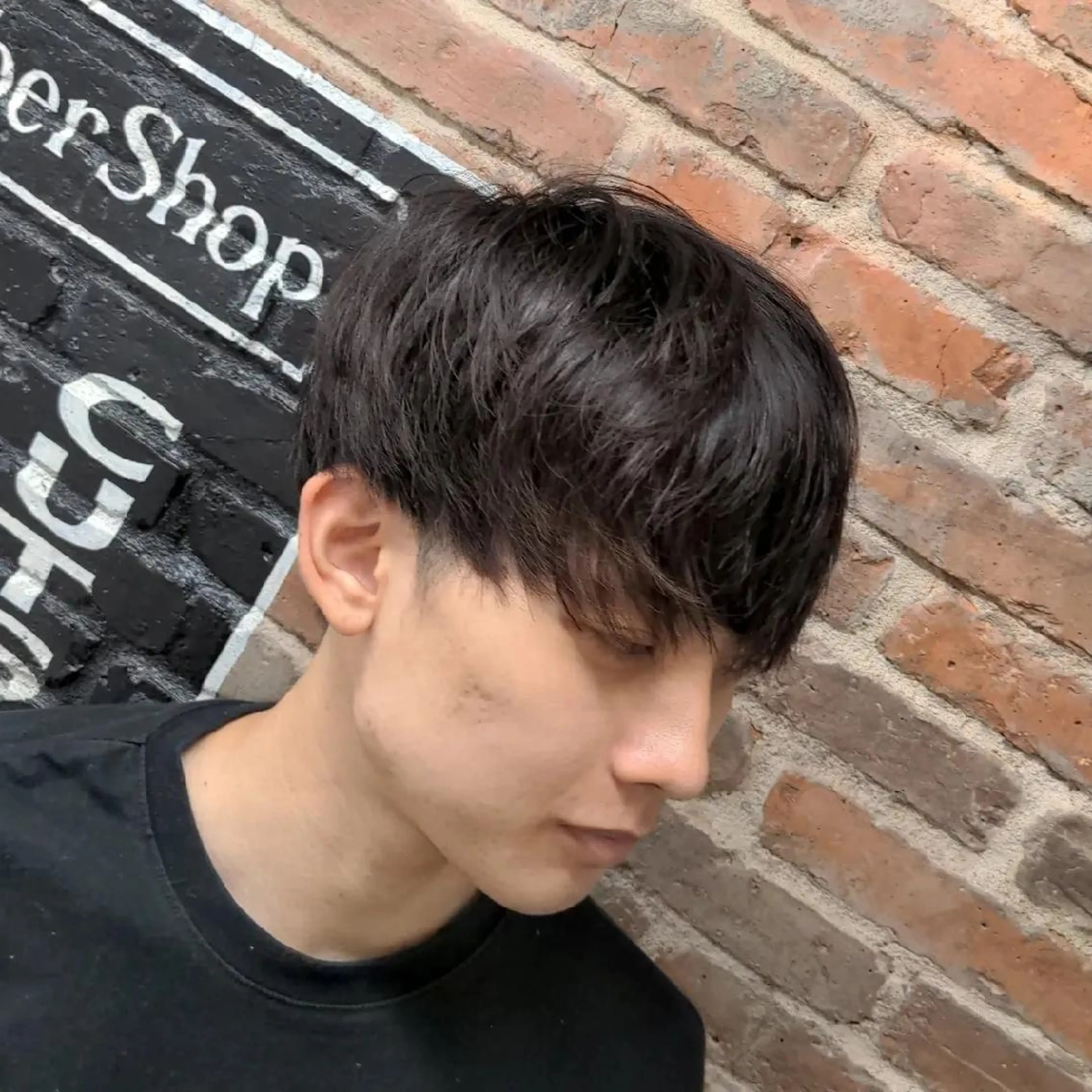 ミディアム 浅沼 響のヘアスタイル