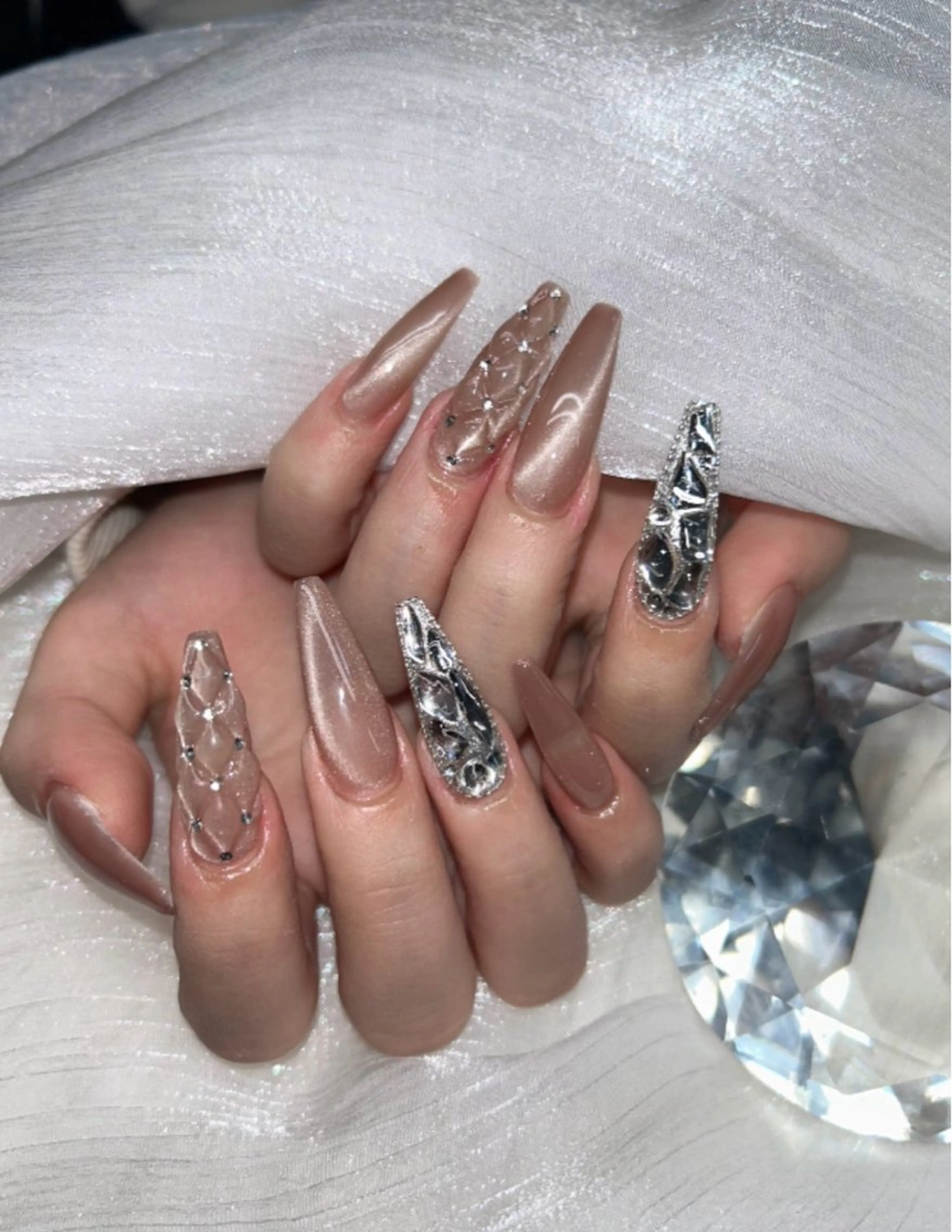 ネイル アートネイル オーロラネイル チークネイル 長さ出し フットネイル Chan nailsのネイルデザイン