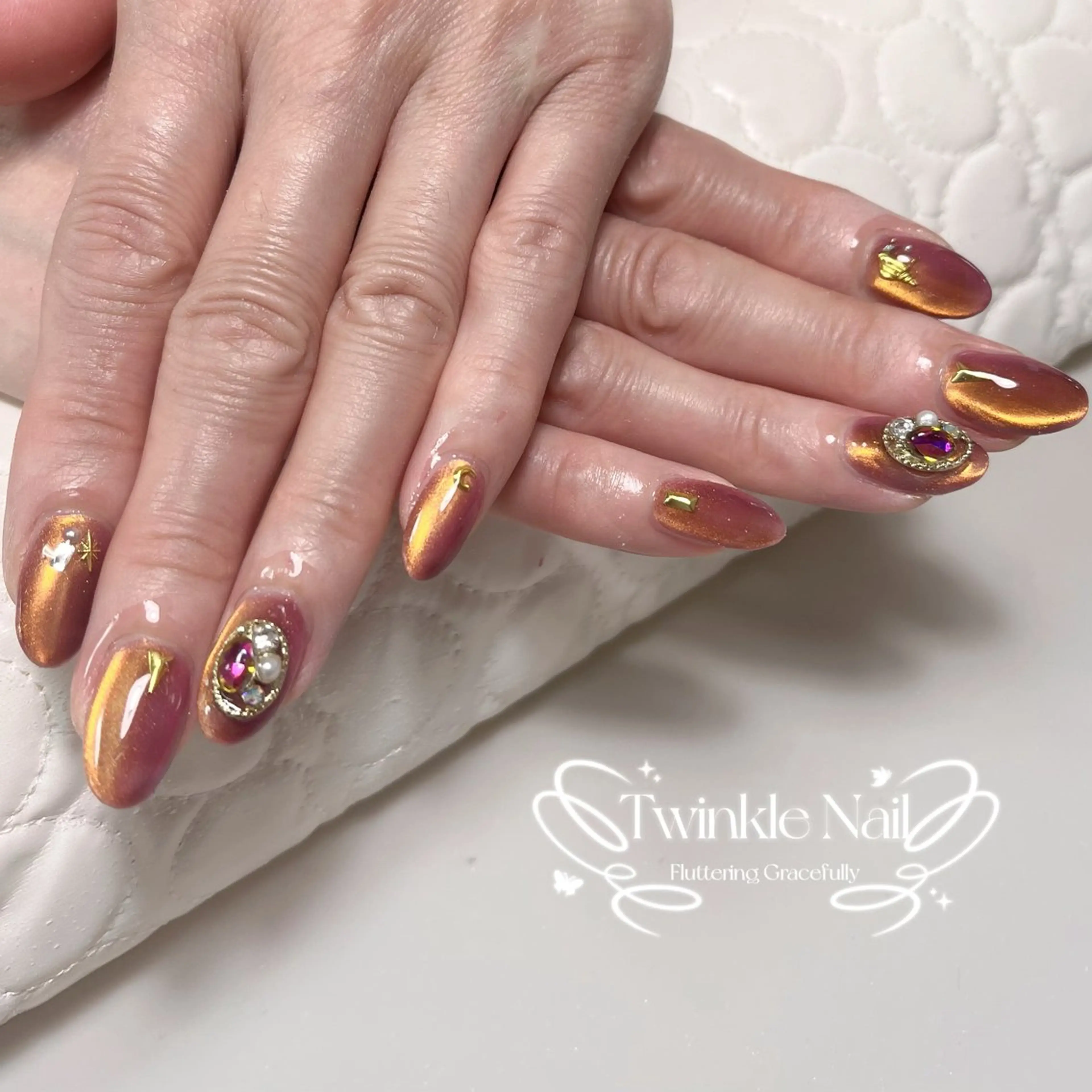 ネイル キラキラネイル マグネットネイル Twinkle Nail Kuboのネイルデザイン
