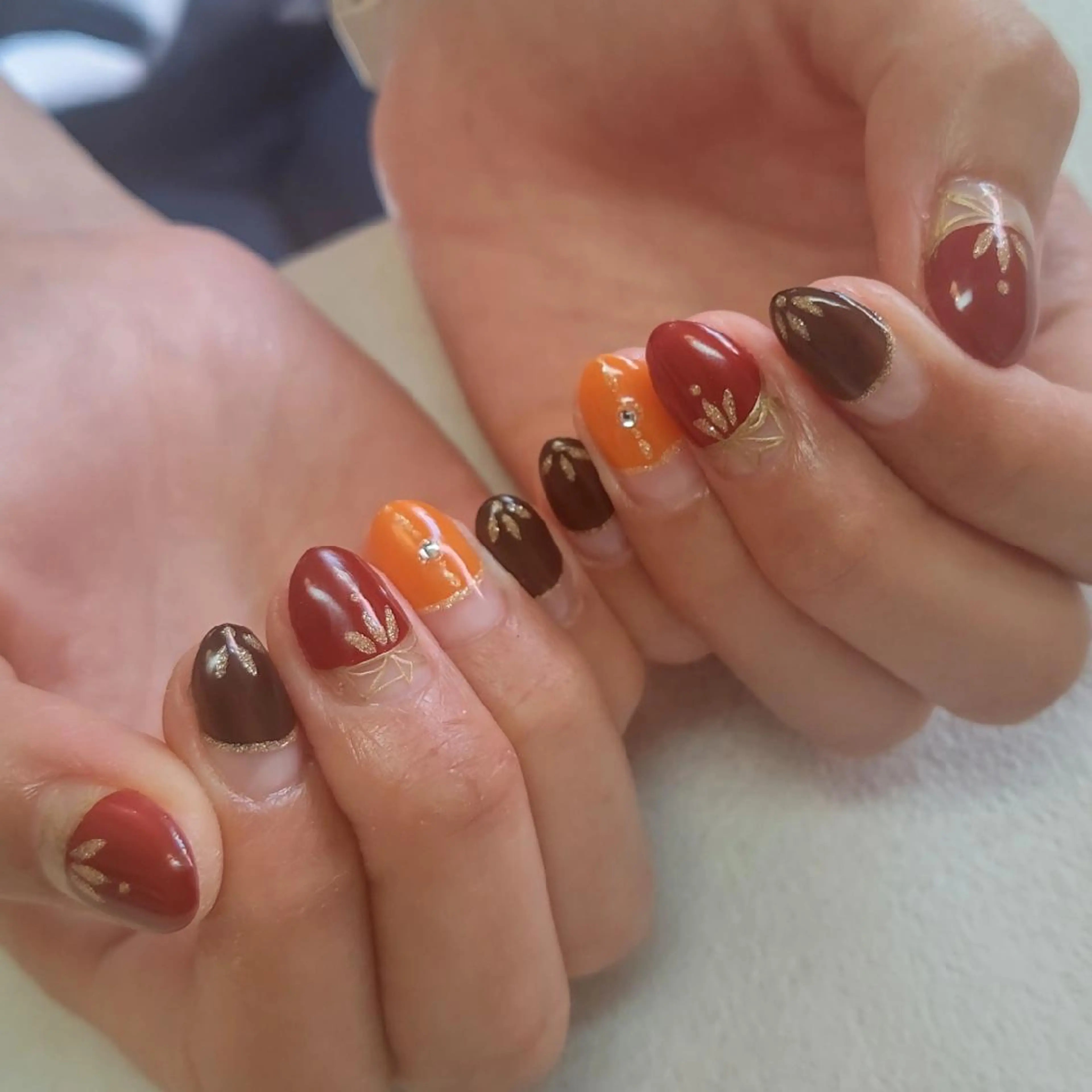 ネイル ジェヌインネイル 河内のネイルデザイン