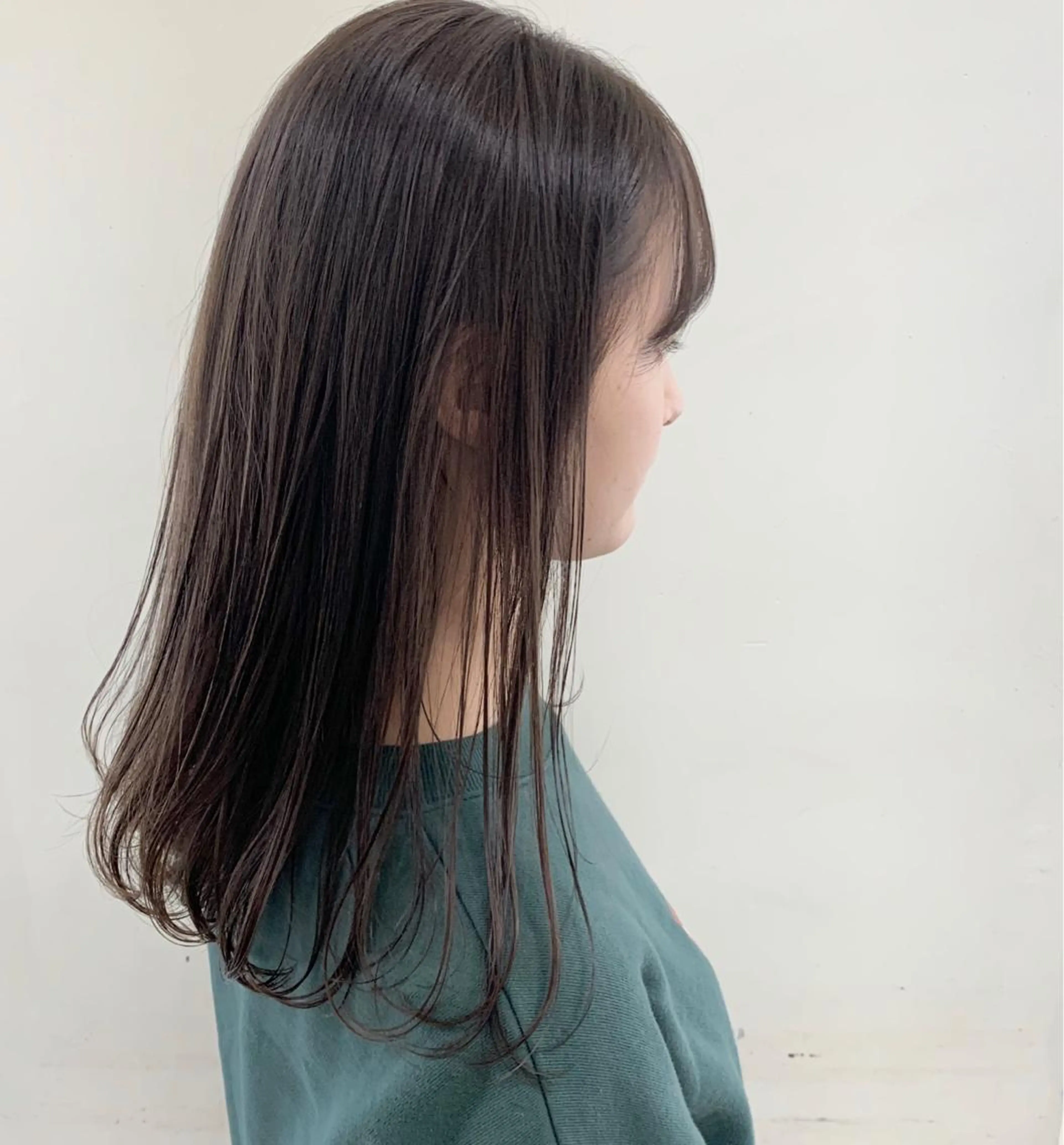 カラー アッシュ ブリーチ 透明感カラー ブリーチなしカラー 窪田 椋介のヘアスタイル