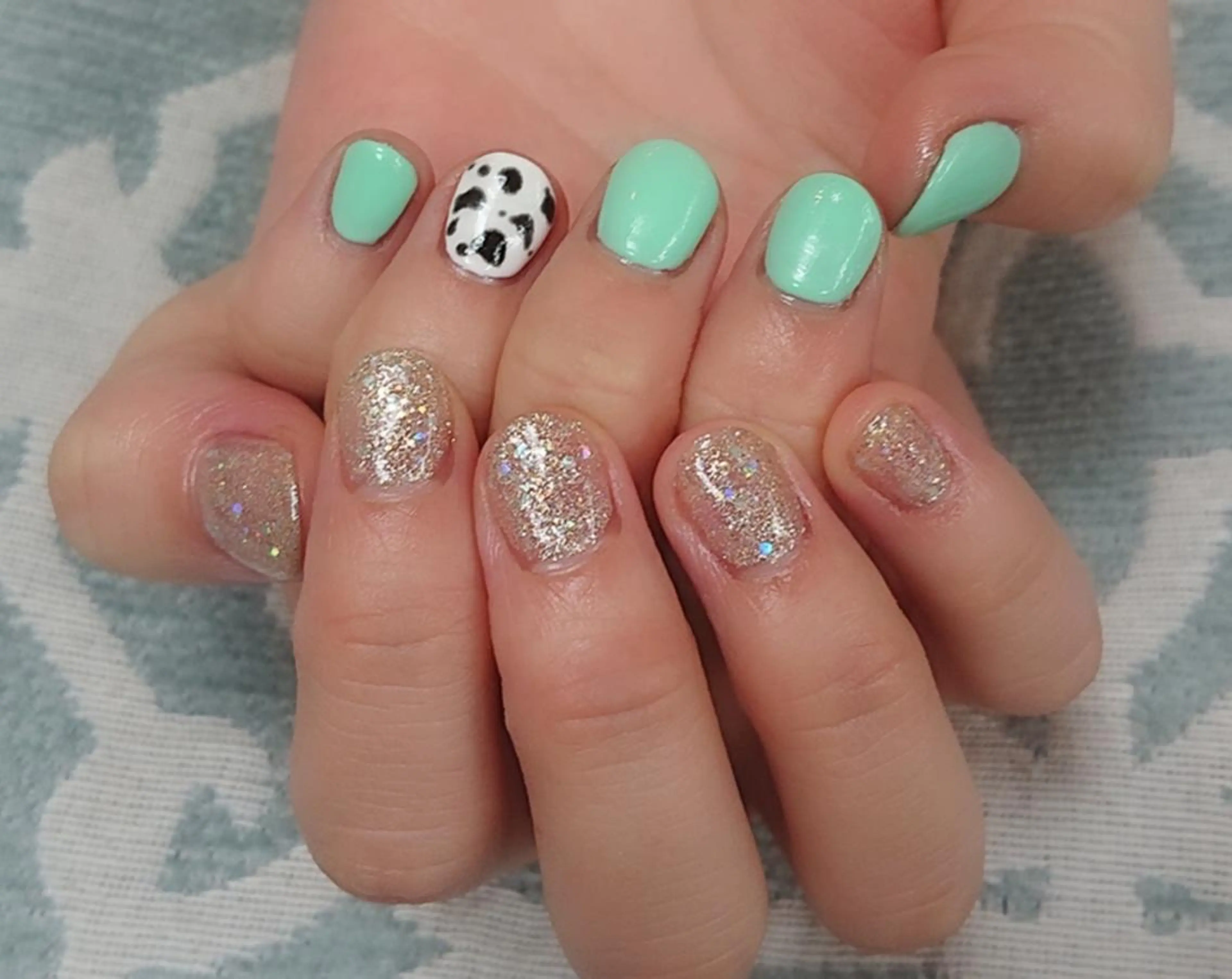 ネイル フットネイル 🍒当日もOK🍒 𝑳𝑼𝑵𝑨花井のネイルデザイン