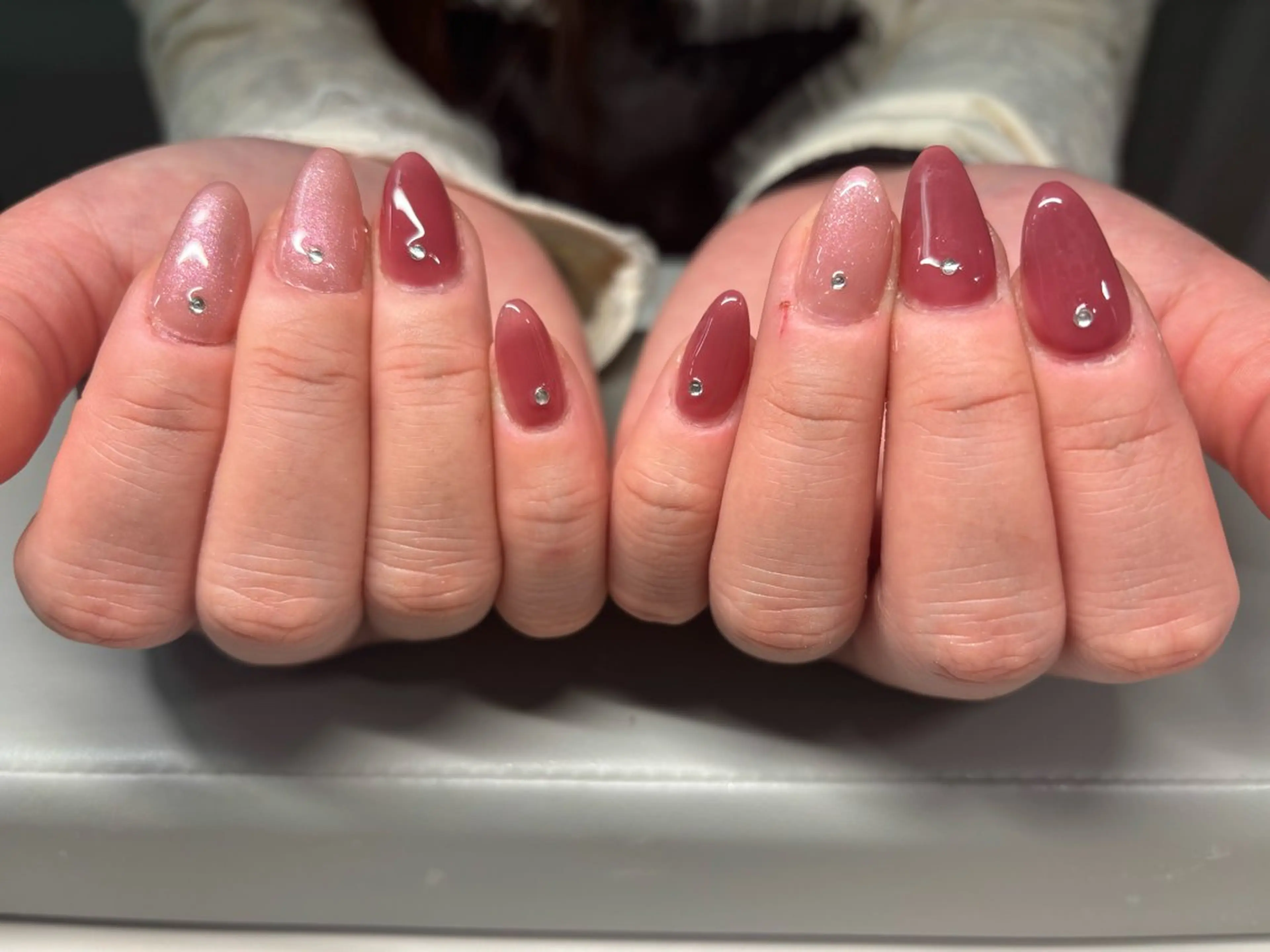 ネイル BiEi ネイルサロン長さ出しのネイルデザイン