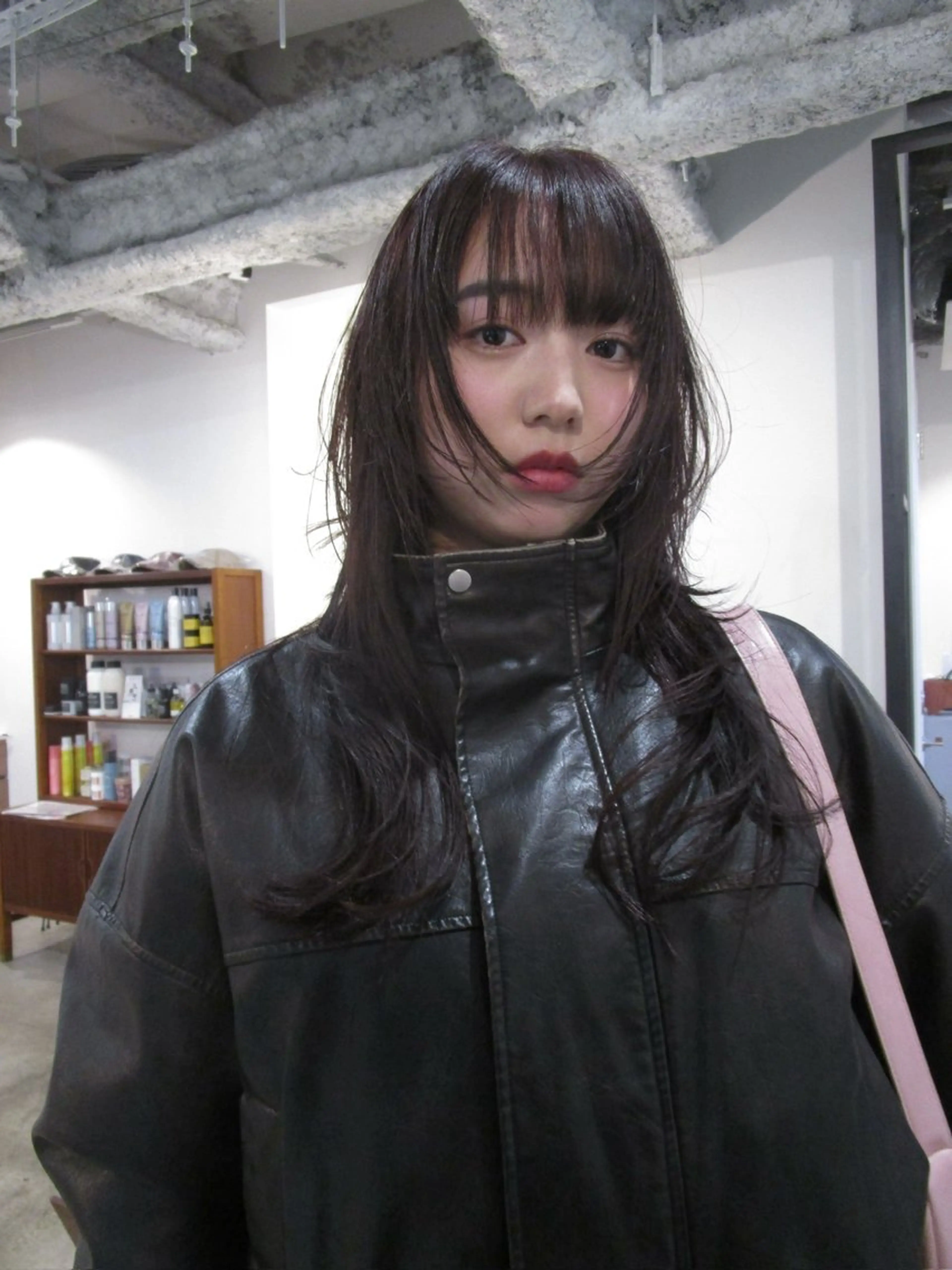 ロング カラー レッドカラー レイヤーカット 小顔カット カット ヘアカラー トリートメント yu maのヘアスタイル