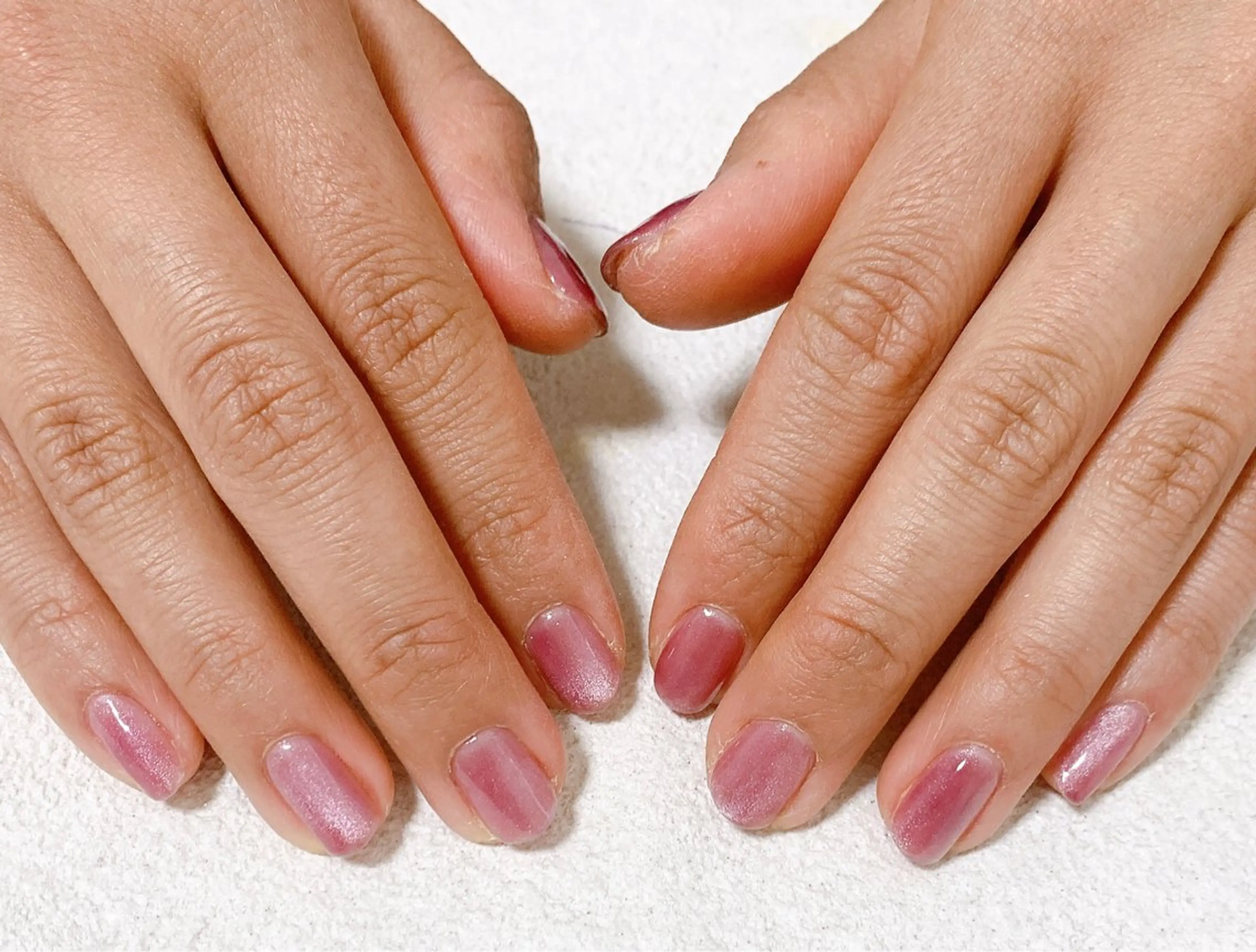 ネイル オーロラネイル フットネイル フレンチネイル ジェルネイル 韓国ネイル ハンドネイル mogunail &blowのネイルデザイン