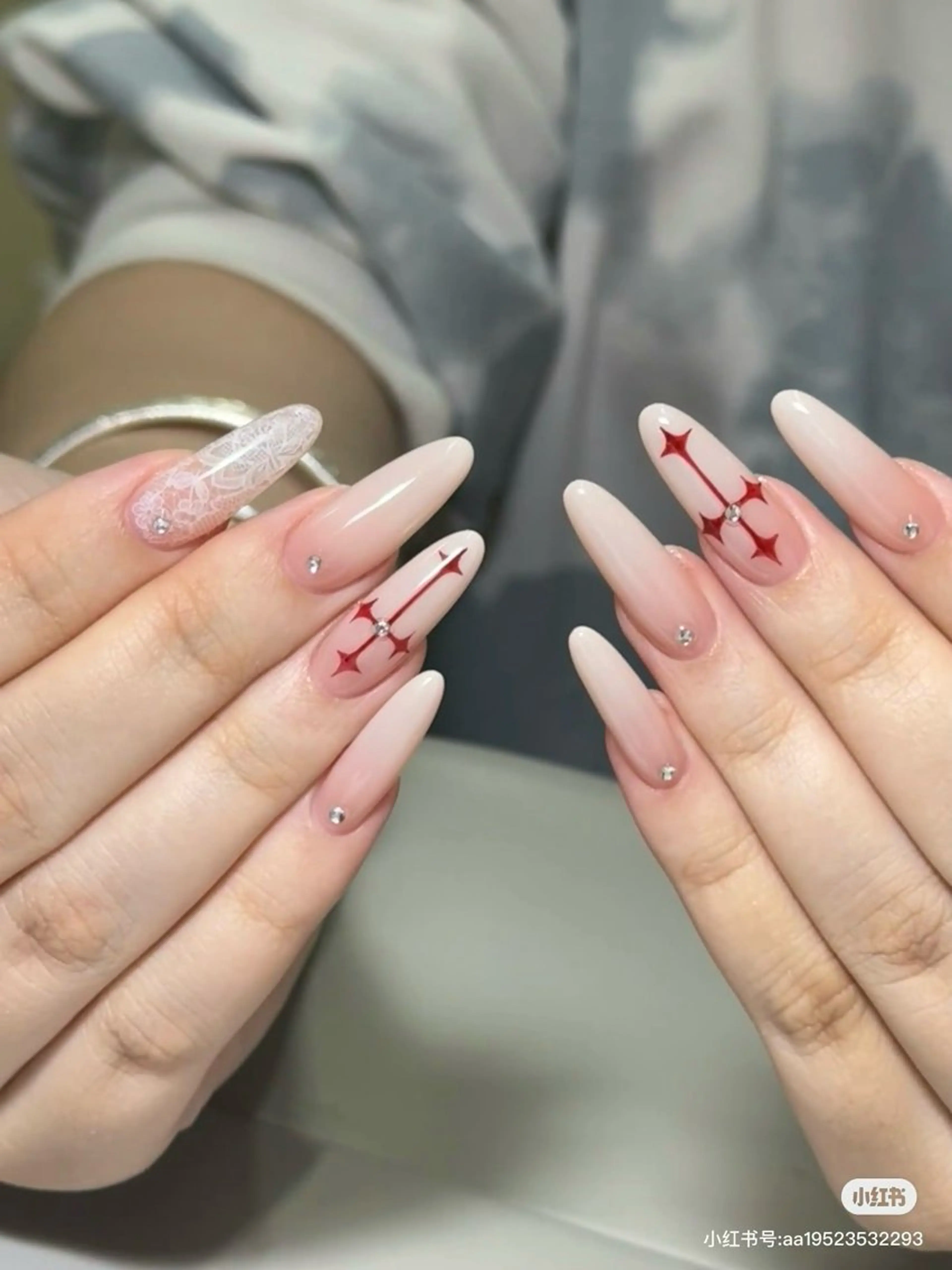 ネイル アートネイル 韓国ネイル 持ち込み ニュアンスネイル ワンカラーネイル イブ ネイリのネイルデザイン