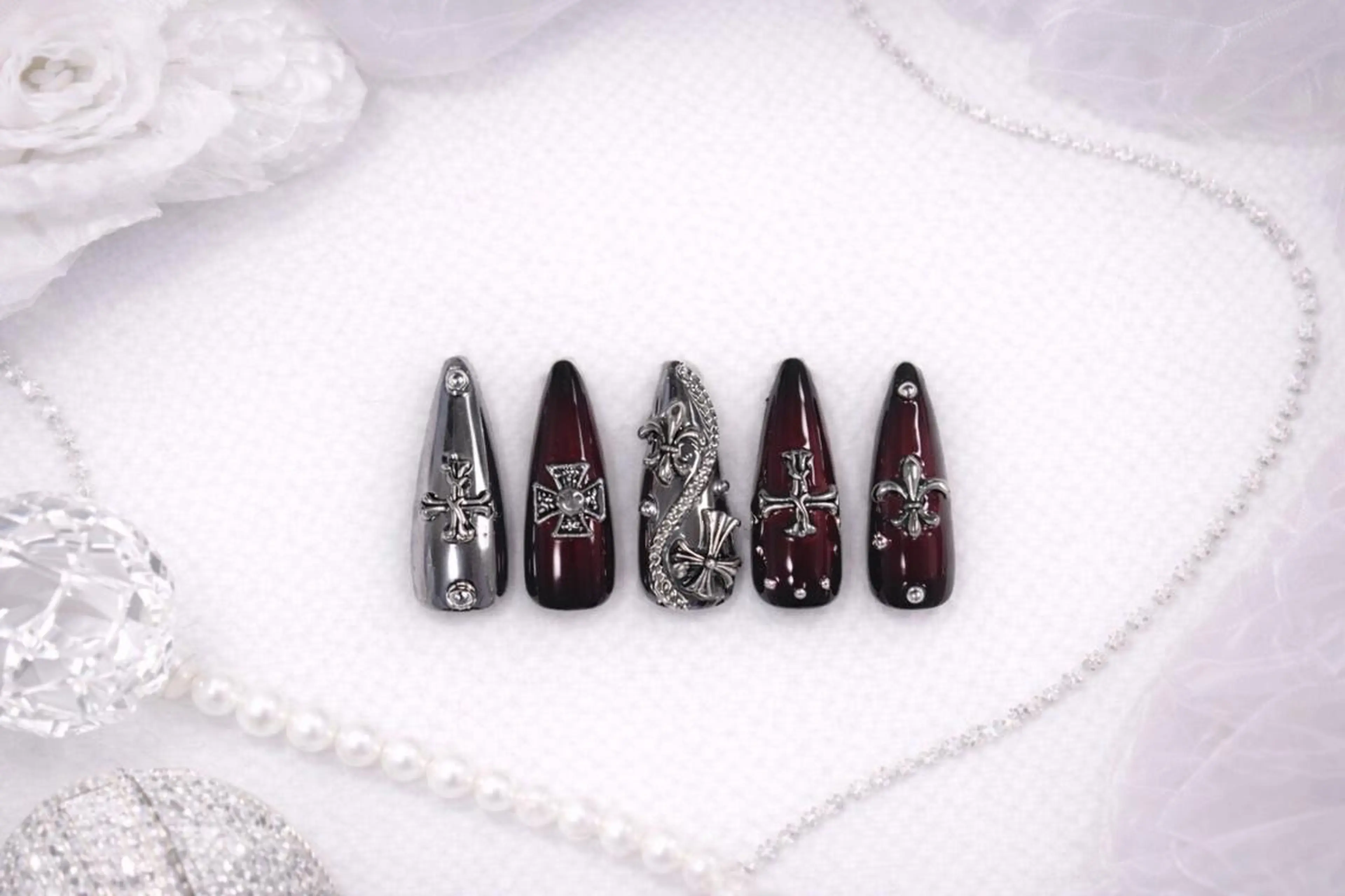 ネイル REBEST南森町 nail🪽のネイルデザイン