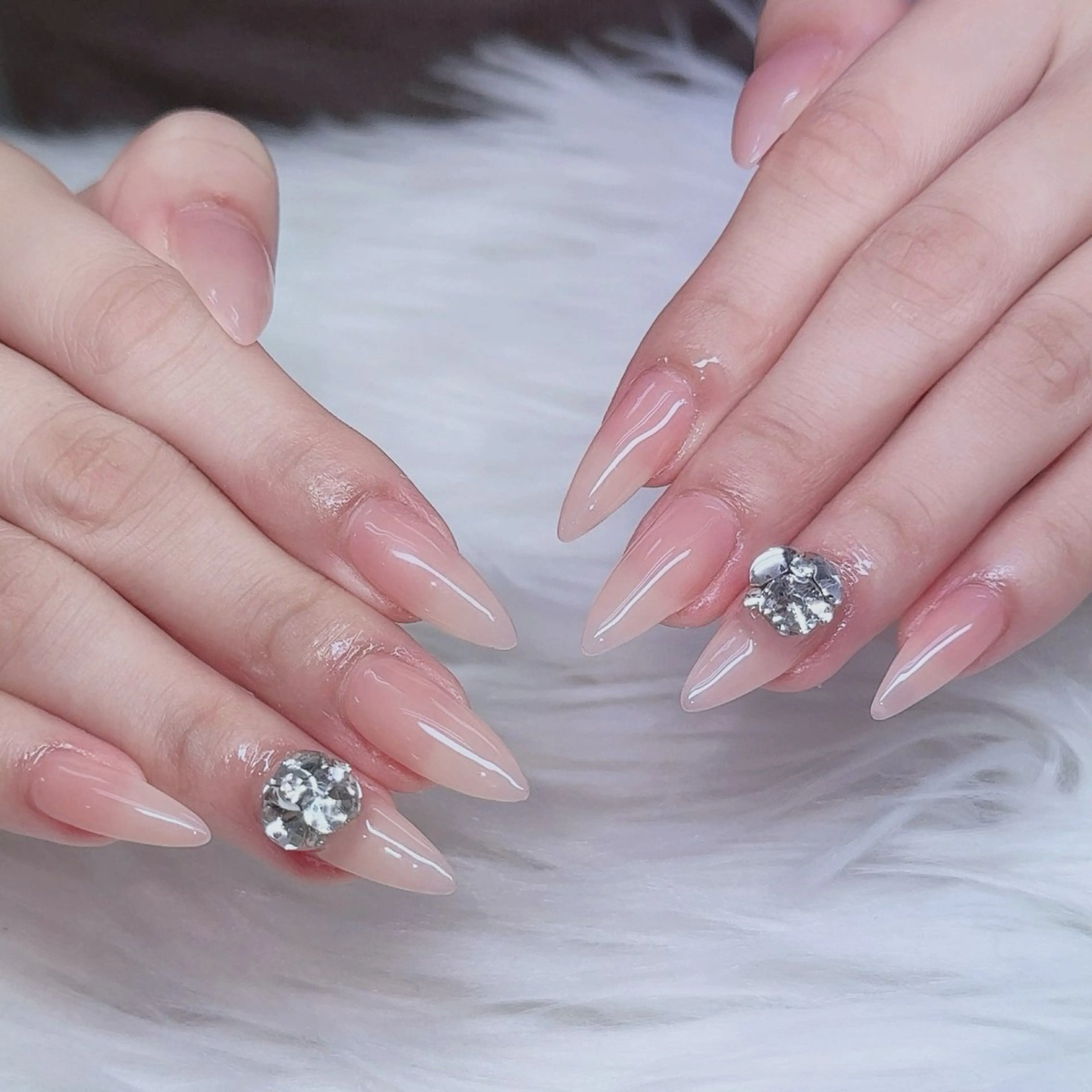 ネイル フットネイル ジェルネイル 韓国ネイル マグネットネイル 持ち込み ハンドネイル AKIKO ネイルサロンのネイルデザイン