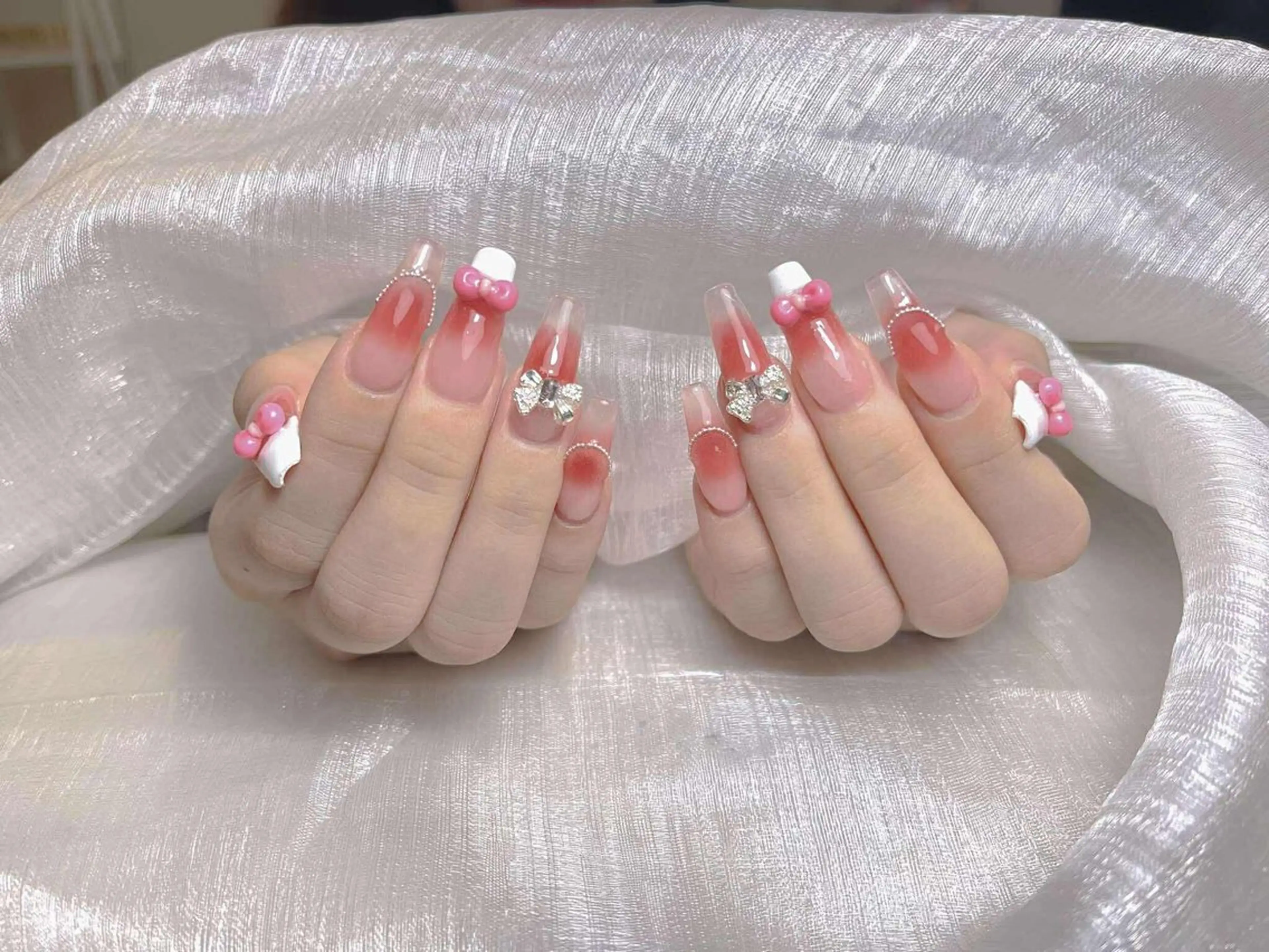 ネイル アートネイル 成人式 ジェルネイル ニュアンスネイル 夏ネイル ハンドネイル Jenn Nail Salonのネイルデザイン