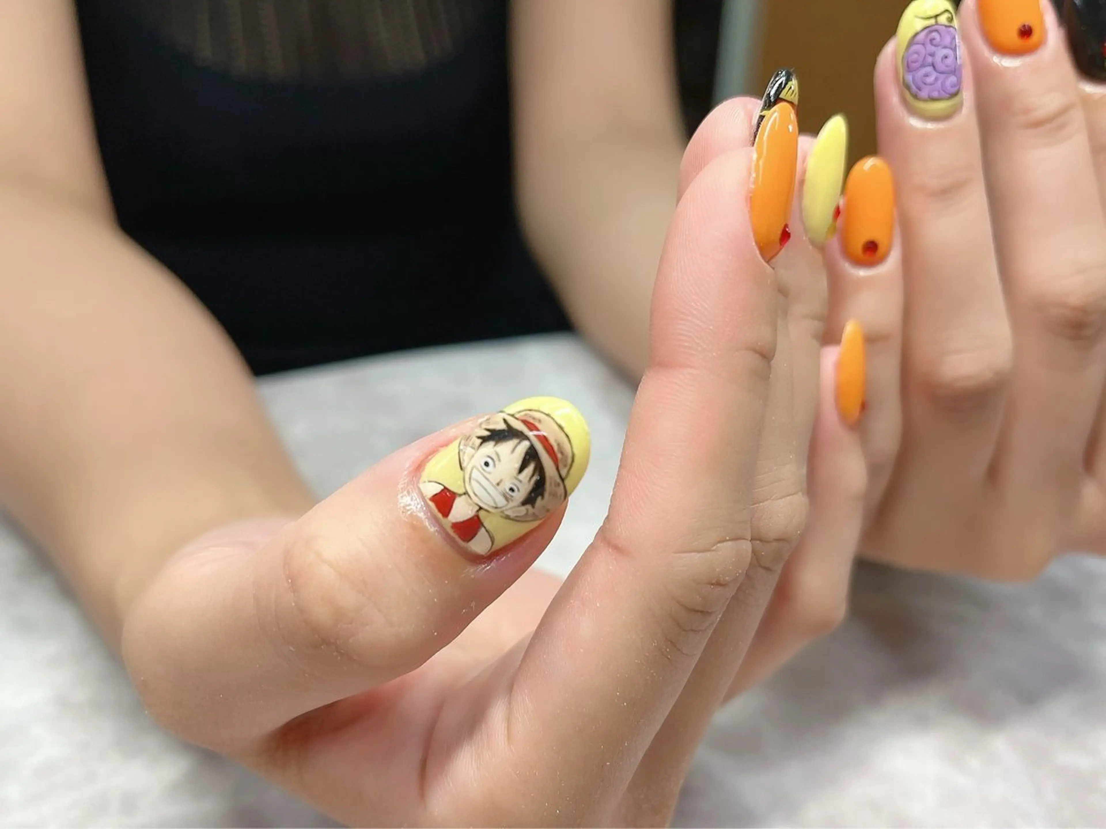 ネイル nishii natsumiのネイルデザイン