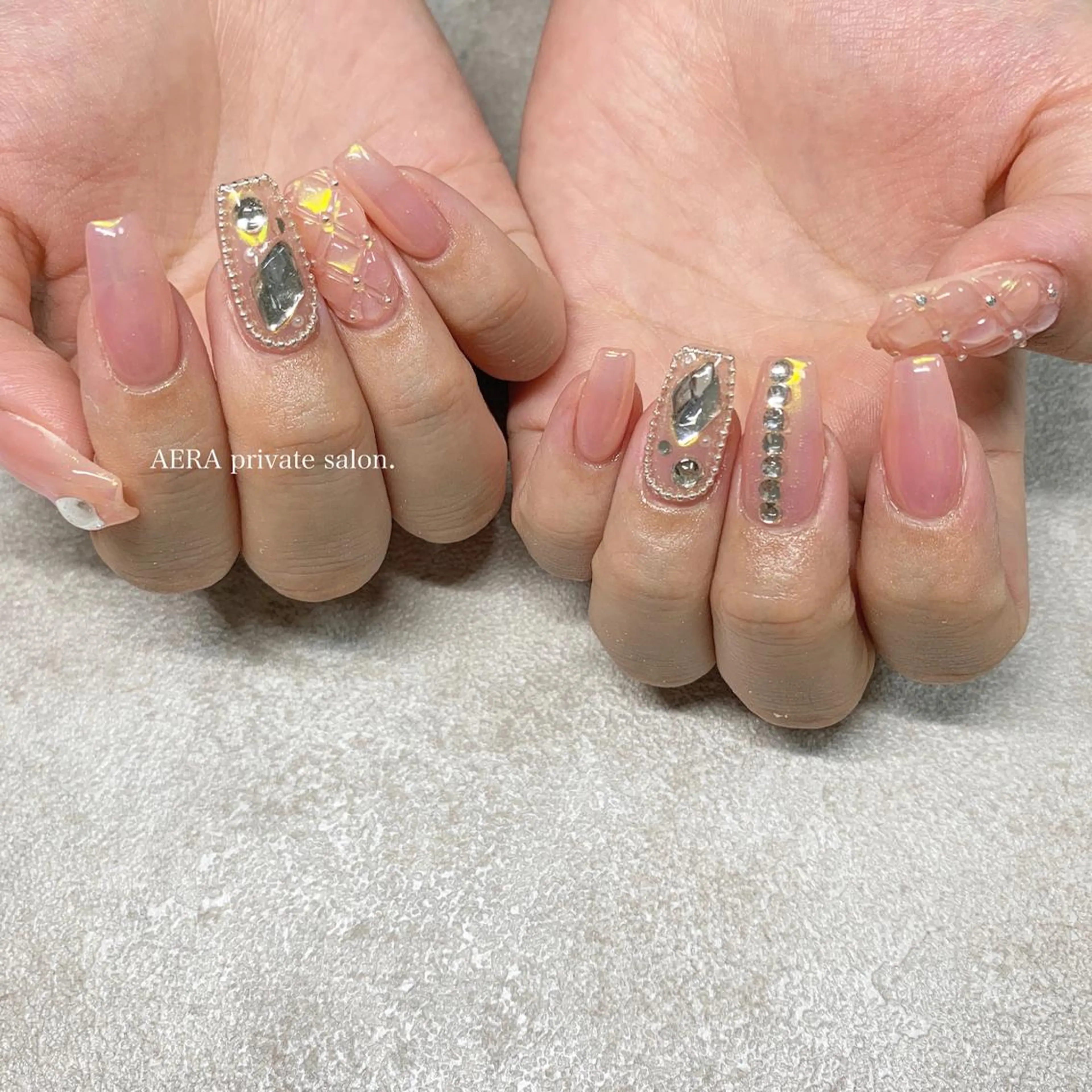 ネイル AERA nail shino🐱⸝꙳のネイルデザイン