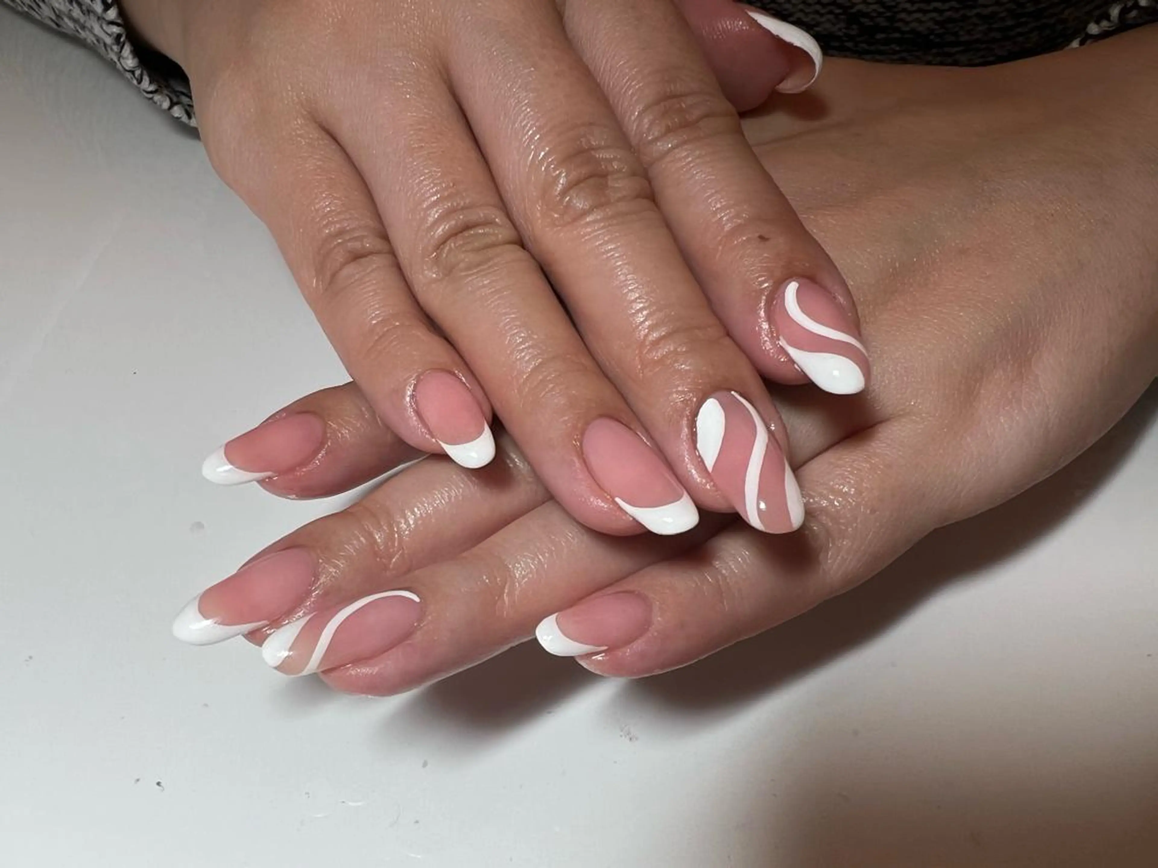 ネイル 髙城 亜紀のネイルデザイン