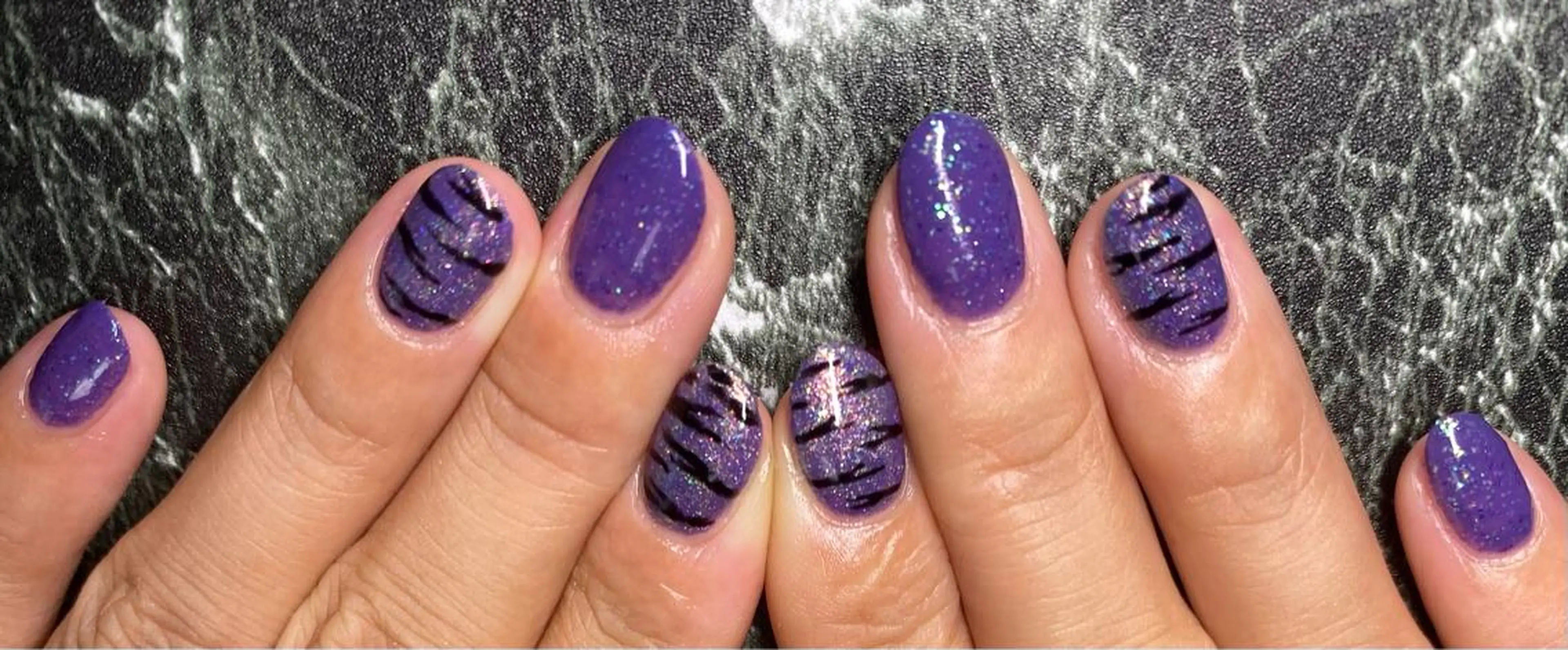 ネイル アニマル柄 ラメ(グリッター) パープル NAIL K-PIT ネイル ケーピットの眉毛・アイブロウイメージ