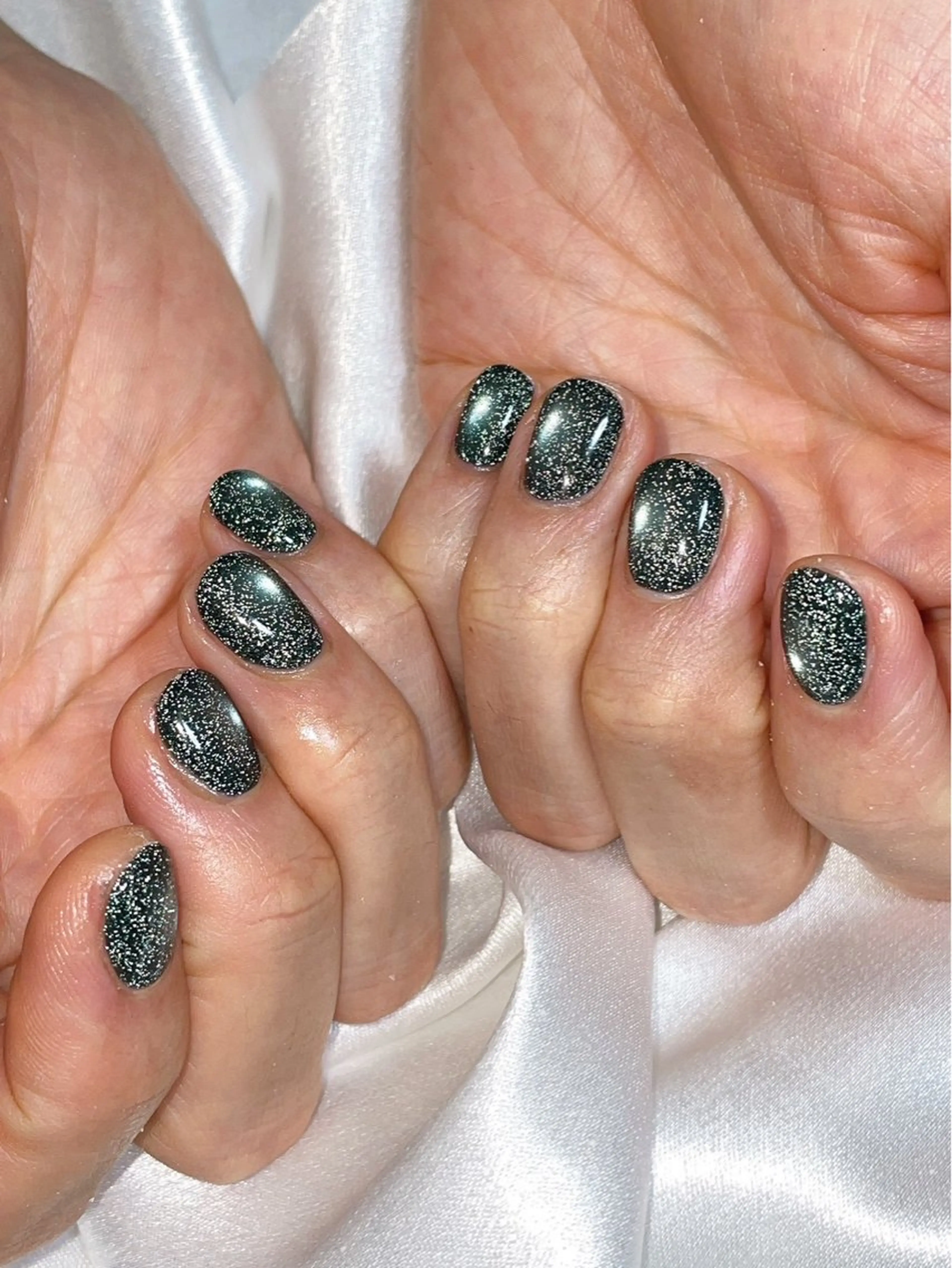 ネイル オーロラネイル 桜ネイル フラッシュネイル フラッシュマグ フラワーネイル ハンドネイル kikinail 溝の口のネイルデザイン