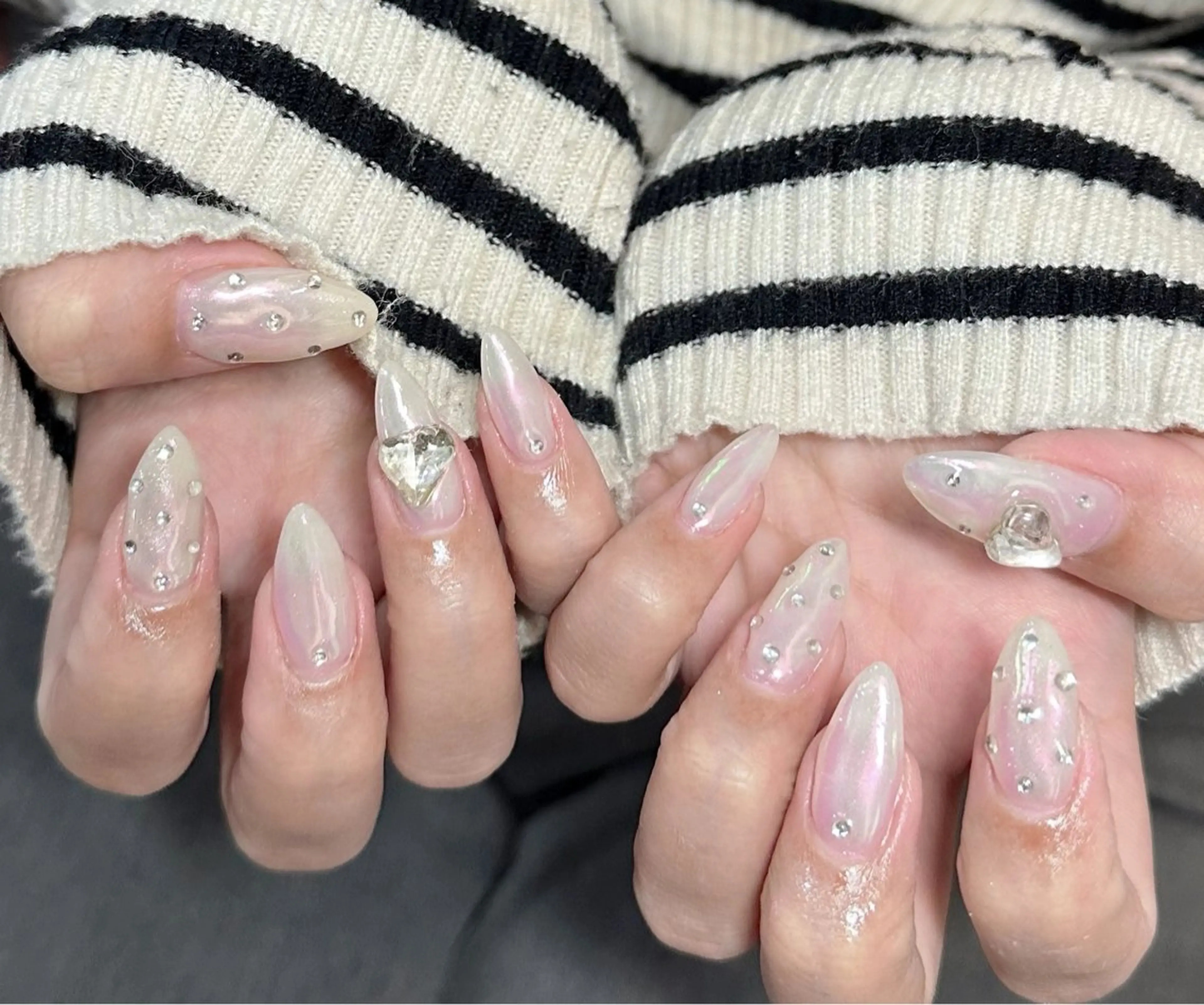 ネイル LAVISH nanamiのネイルデザイン