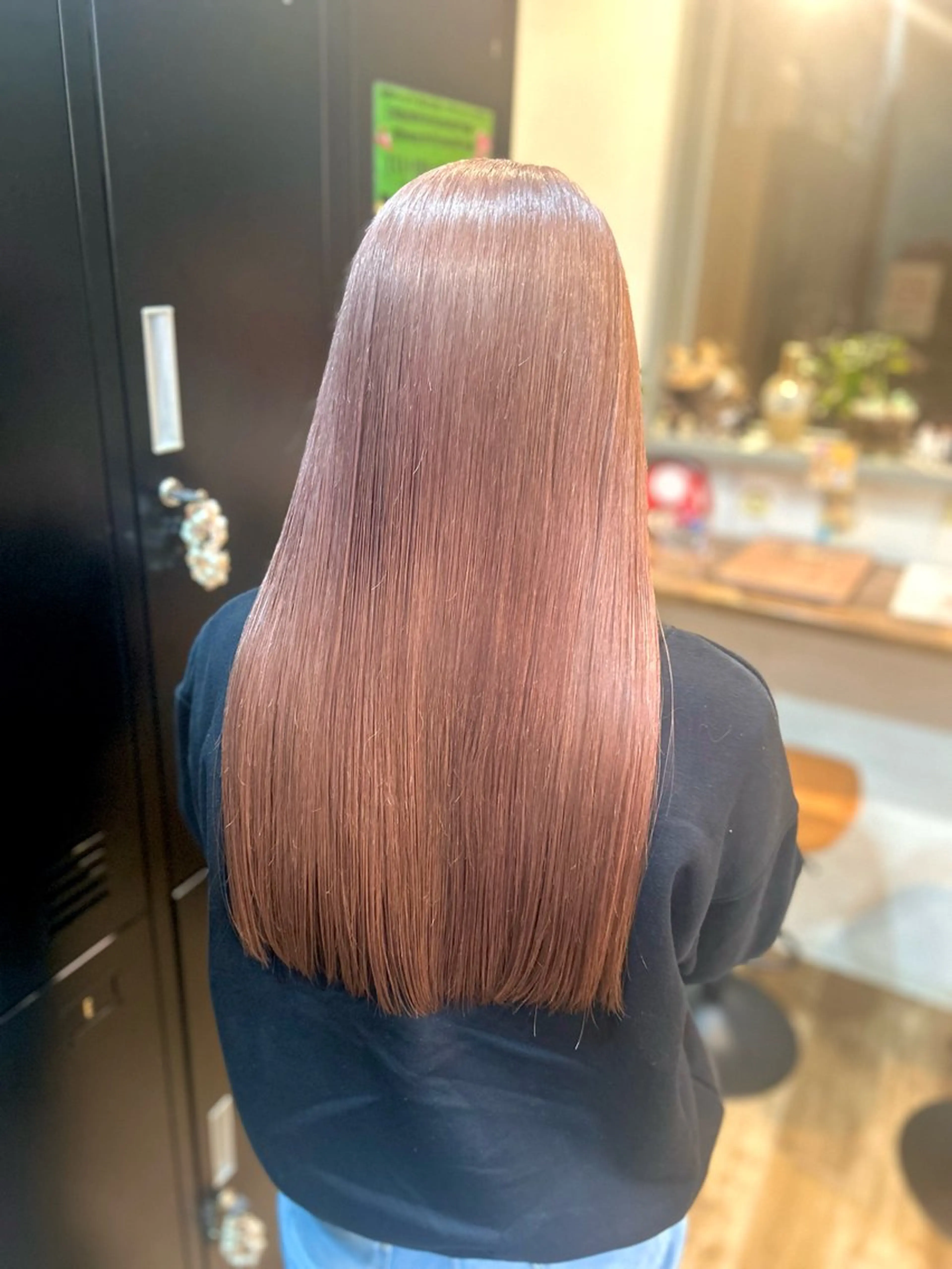 ロング 上田 愛來のヘアスタイル