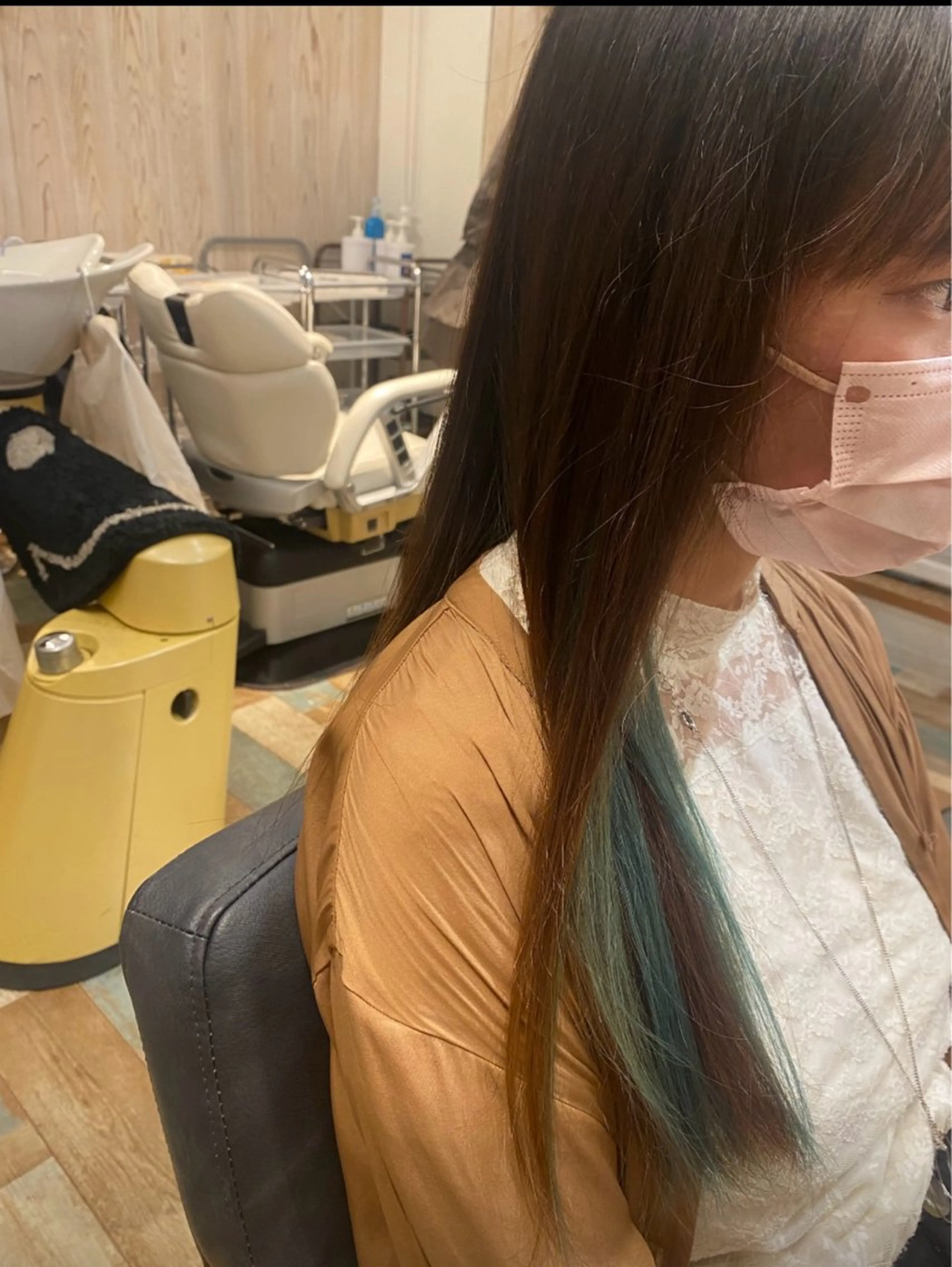 ロング カラー インナーカラー artique(アルティーク)所属・artique 来実のヘアスタイル